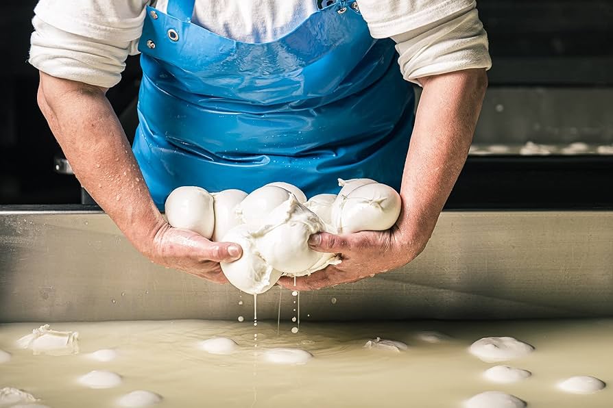Mozzarella Di Bufala 250 Gr | Conf Da 1 Kg - Fattoria Santa Lucia