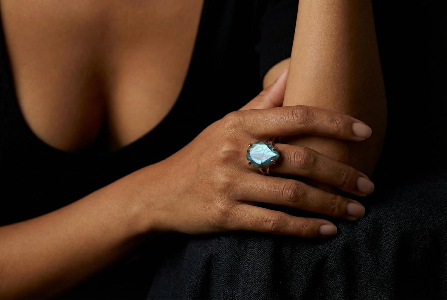 Rose Gold Labradorite Ring - Pear Cut Shifting Color Natural Stone with Blue Green Flash - Prong Set Gemstone Statement Jewelry for Women Seeking Bold Color Play