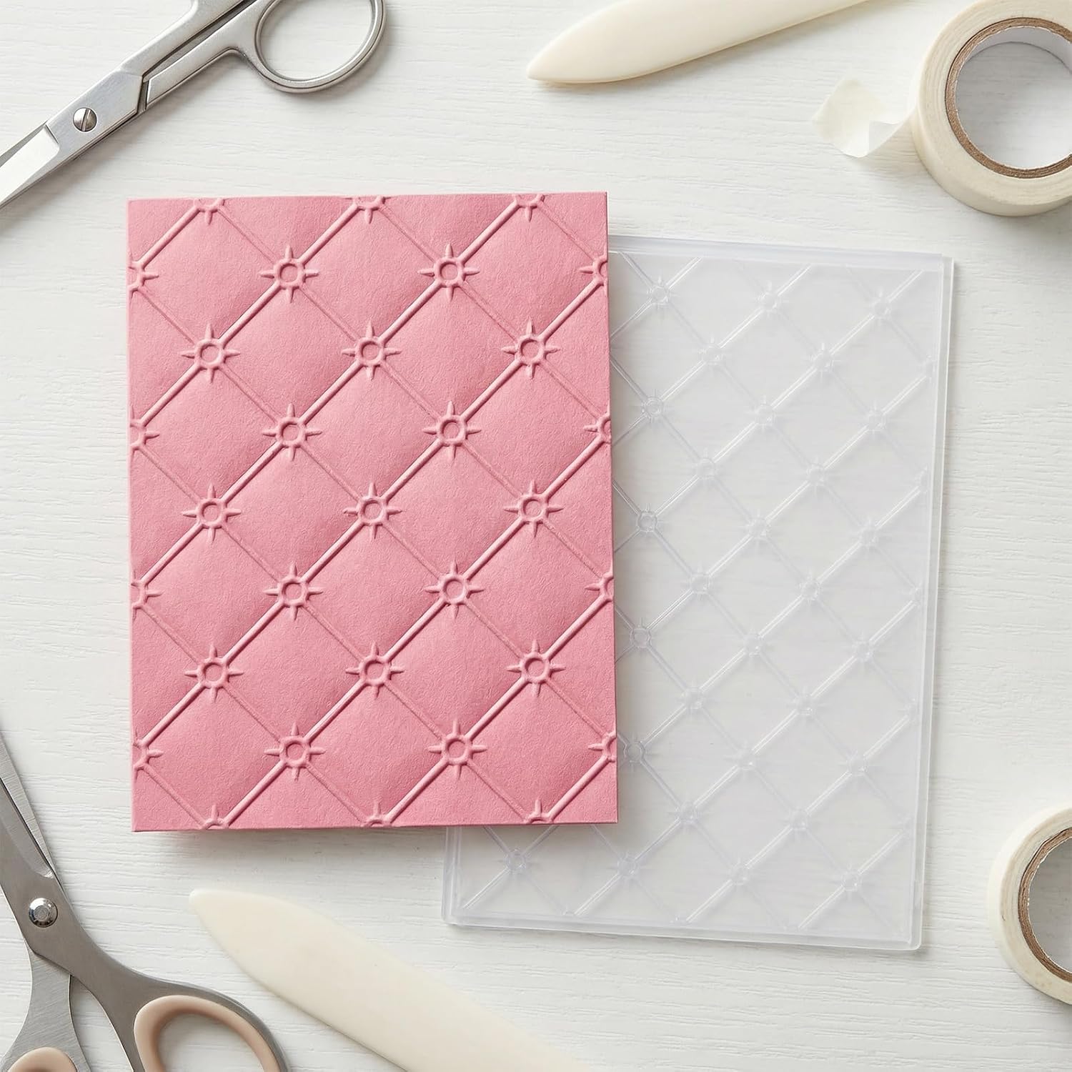 Tufted 3D Embossing Folder for Card Making, Clear Plastic Texture Fades Embossing Folder Template for Scrapbooking, Paper Crafting, DIY Crafts and Scrapbook Decor (4.5x6.3 Inch)