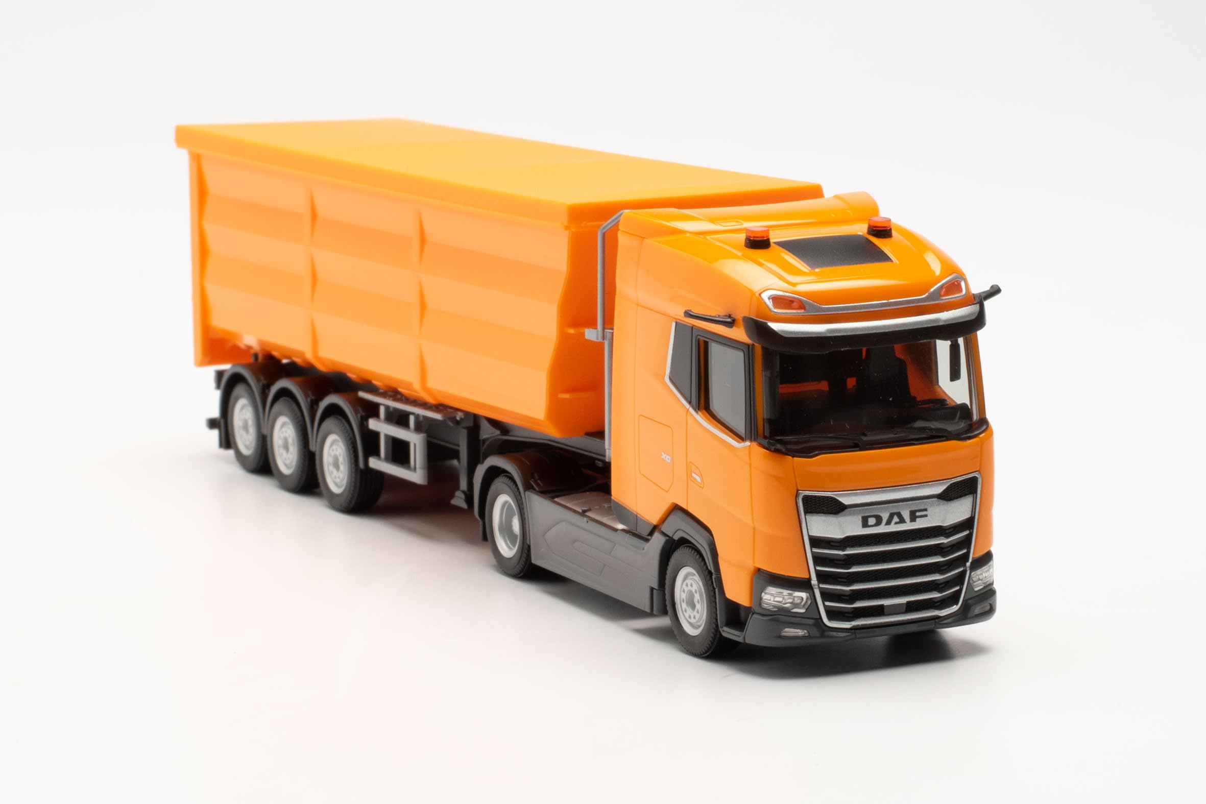 herpa DAF XG Truck Model Steel Round Dump Saddle Trail, Miniature