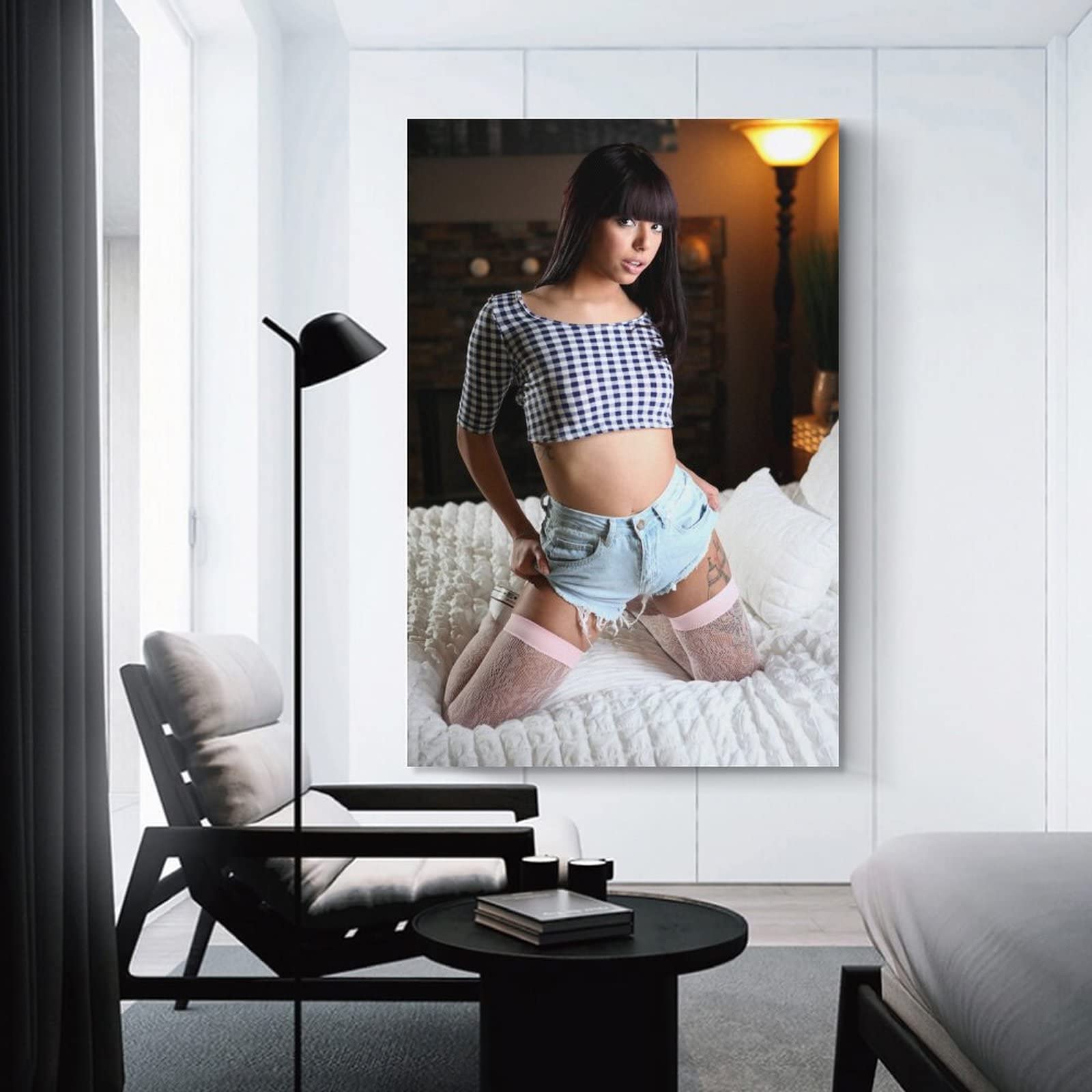 Room Art Posters Female Star (Gina Valentina) Nudity Peach Hip Hot Girl  Sexy Bikini Sexy Black Silk Wall Art Paintings Canvas Wall Decor Home Decor  Living Room Decor Aesthetic 16x24inch(40x60cm) Unf: Posters & Prints -  Amazon.com