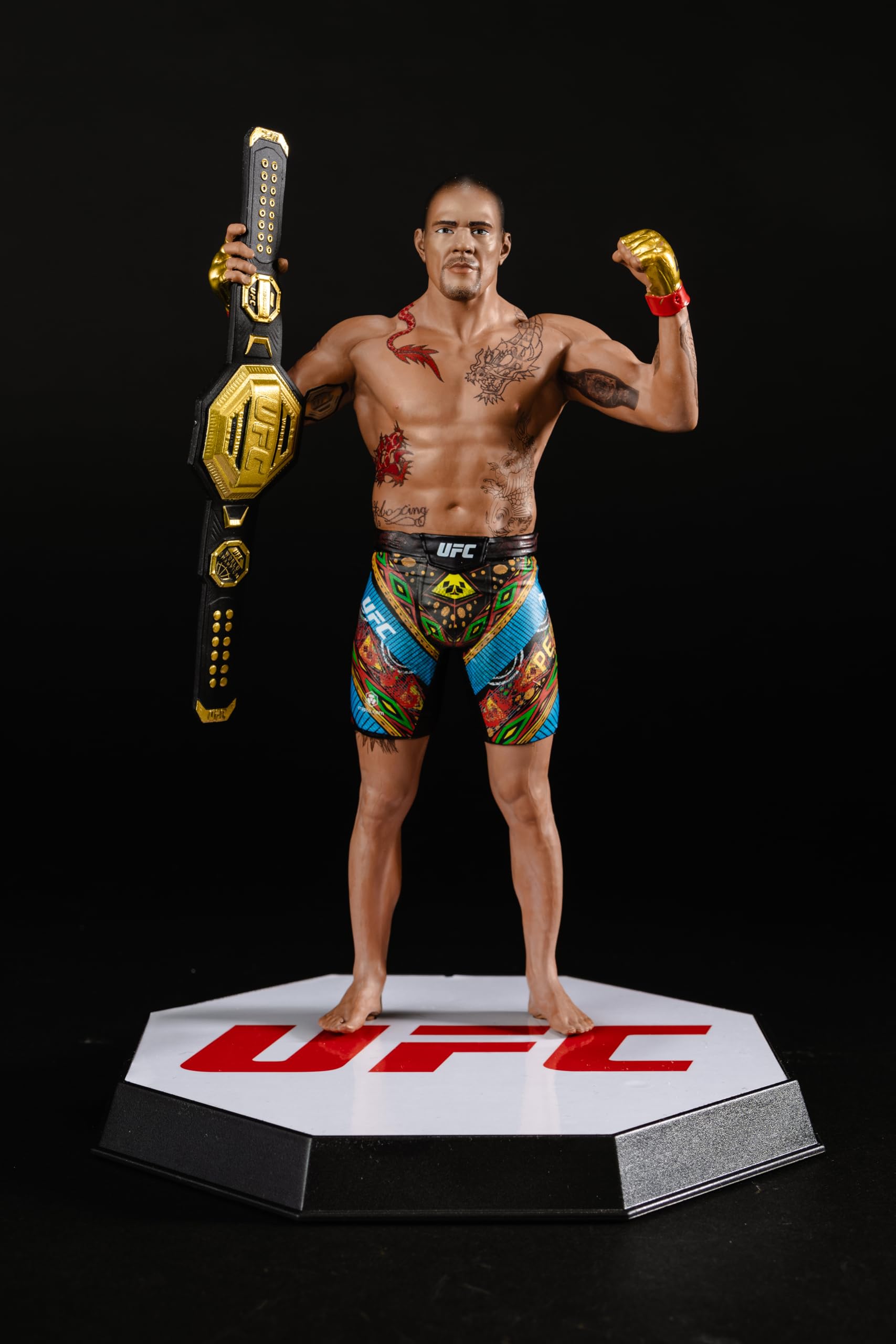 McFarlane UFC Alex Pereira Figurine posée Gold Label SportsPicks 17,8 cm