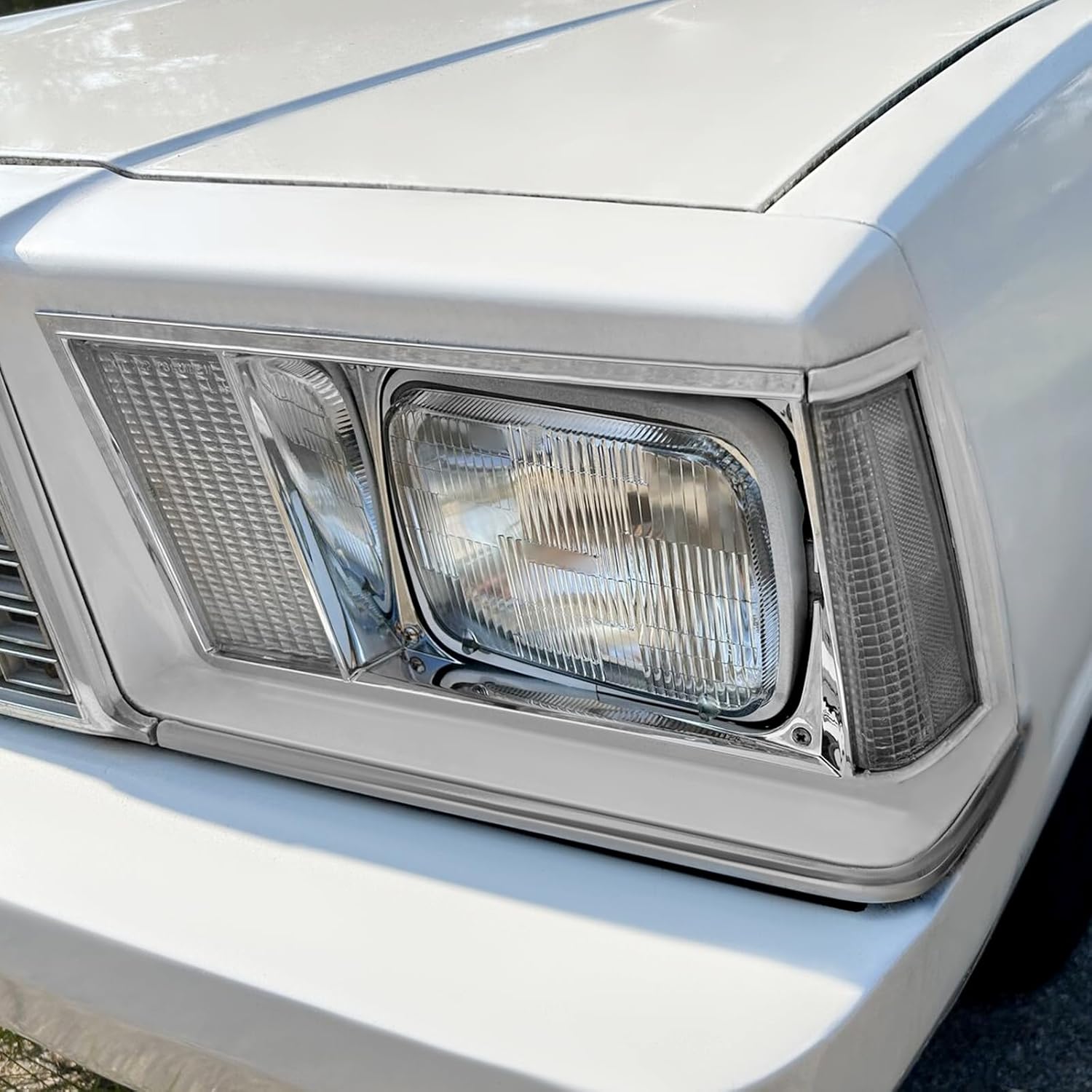 HECASA Pair Headlight Bezels Compatible with 1978-1979 Chevy Chevrolet Malibu El Camino GMC Caballero Front Headlamp Trim Chrome Replacement for GM463532 GM463531 Left & Right