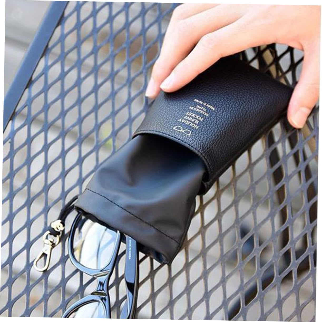 Weiche Brillenetui, Schutzhülle Brillenaufbewahrung Einfache Brillentasche Gürtel Mundtasche Brillentasche Tasche Bruchfeste Oberflächenaufbewahrungstasche (Color : Black, Size : 22 * 12cm)