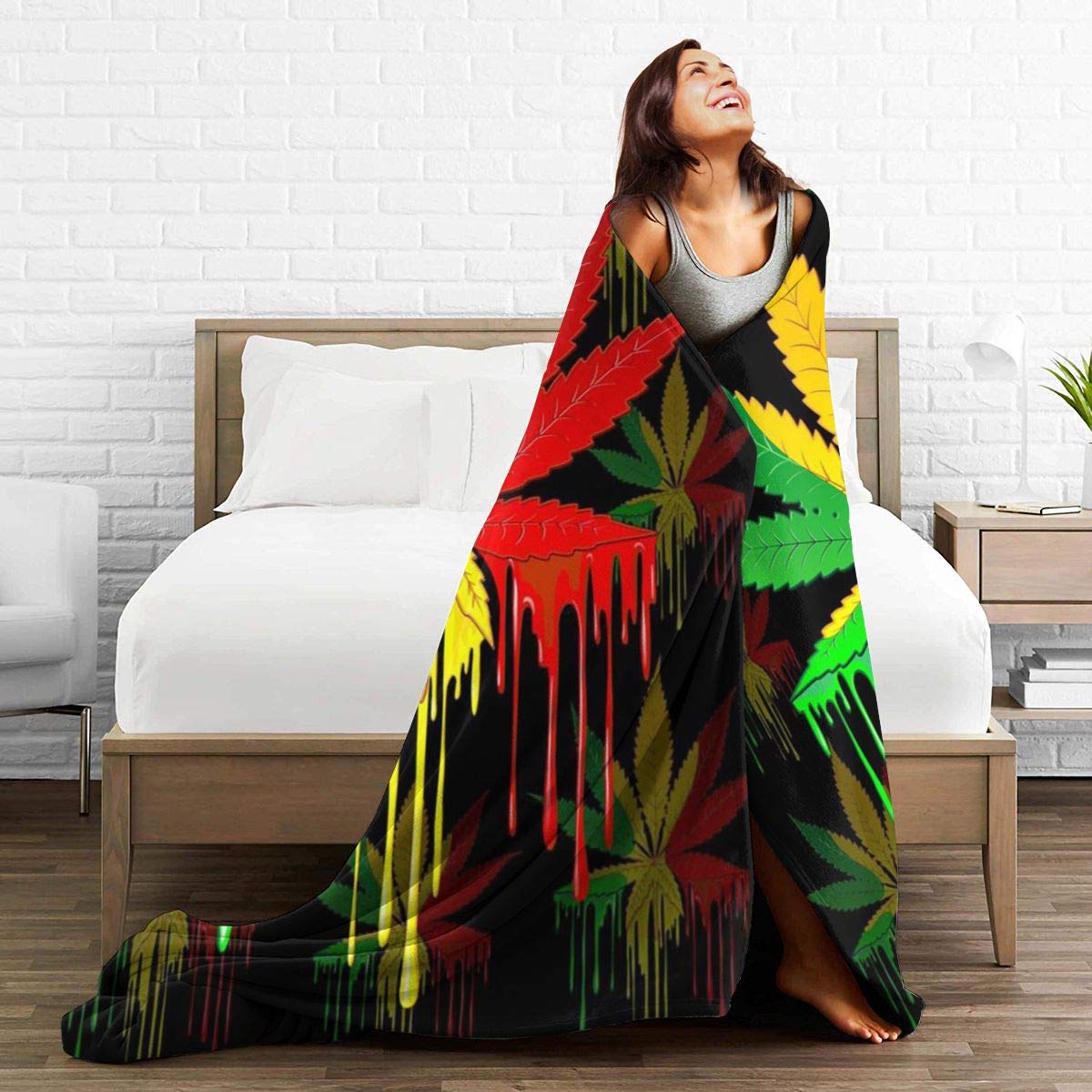 Amazon|ブランケット マリファナの葉のラスタカラー 毛布 フランネル Amazon|ブランケット マリファナの葉のラスタカラー 毛布 フランネル
