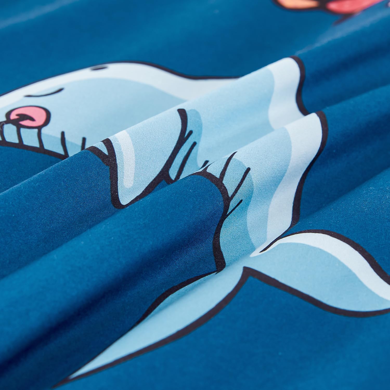 WINLIFE Kids Comforter Set for Boys Twin Size Ocean Themed Bedding Set Sea Creature Shark Printed Soft Lightweight Reversible Teen Boy Comforter Sets (3-Pieces, Navy Blue) - Image 7