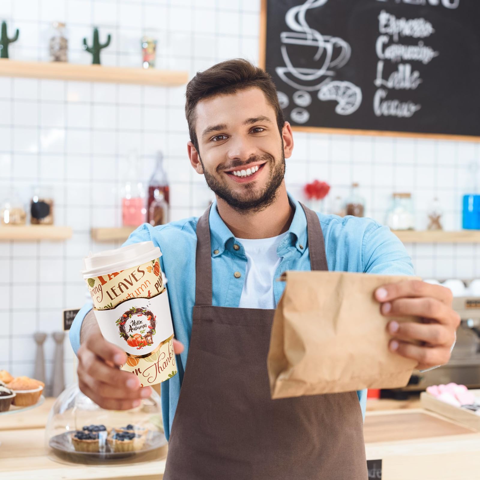 Juego de 72 tazas de café desechables de otoño con tapas y mangas, calabaza, hoja de arce, tazas de papel para beber para llevar, para cosecha de otoño, fiesta de Acción de Gracias, cafetería, bar,
