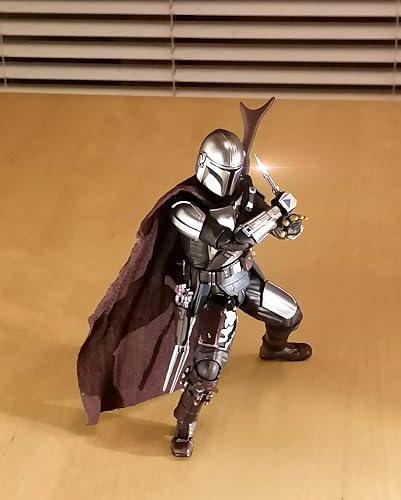 Amazon.co.jp: MAFEX マフェックス No.129 THE MANDALORIAN/ザ・マンダ