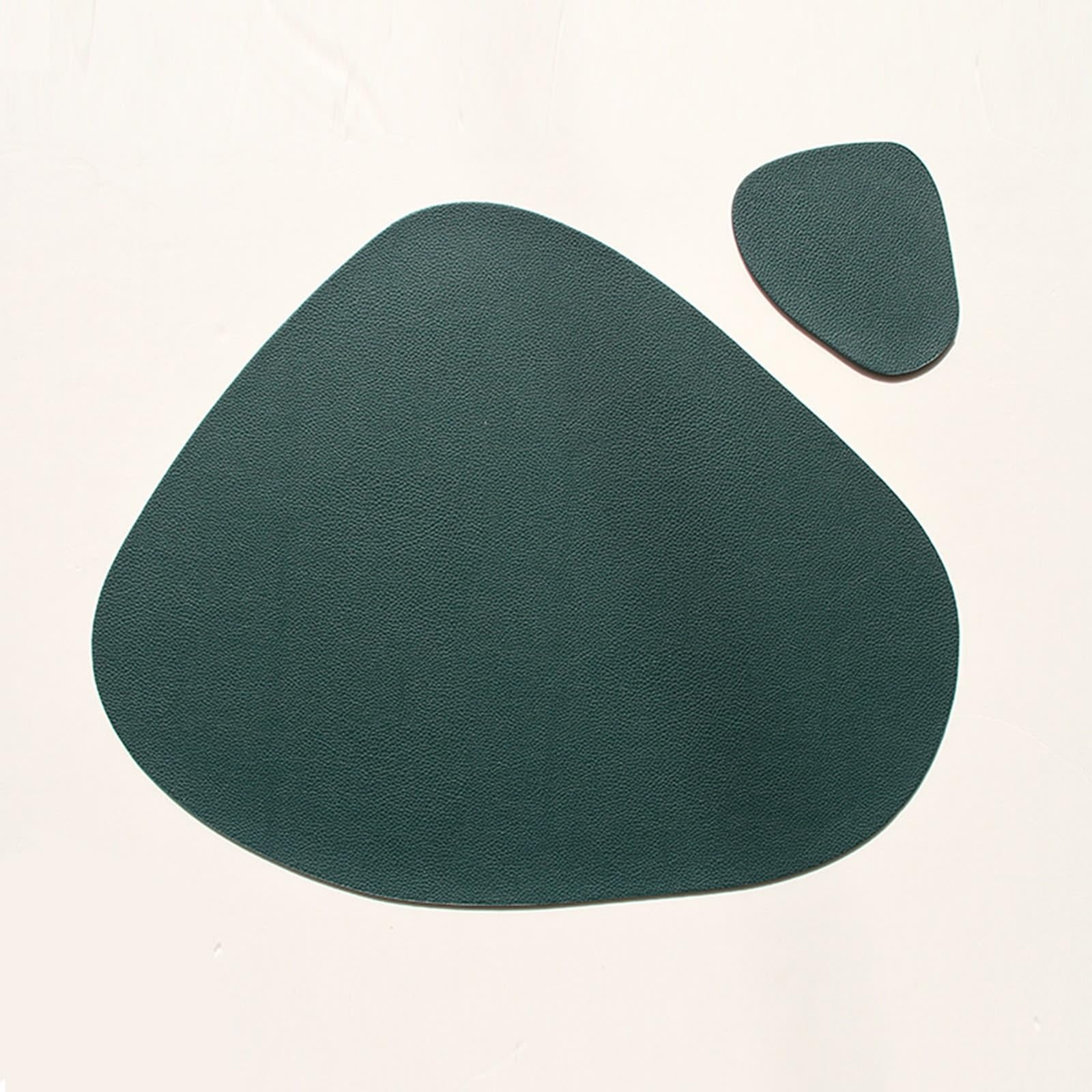 KnSam Juego de 6 manteles individuales navideños lavables con posavasos triangulares, 36,8 x 45 cm, piel sintética, lavable, monocolor, resistente al calor, alfombrilla de mesa para escritorio, color