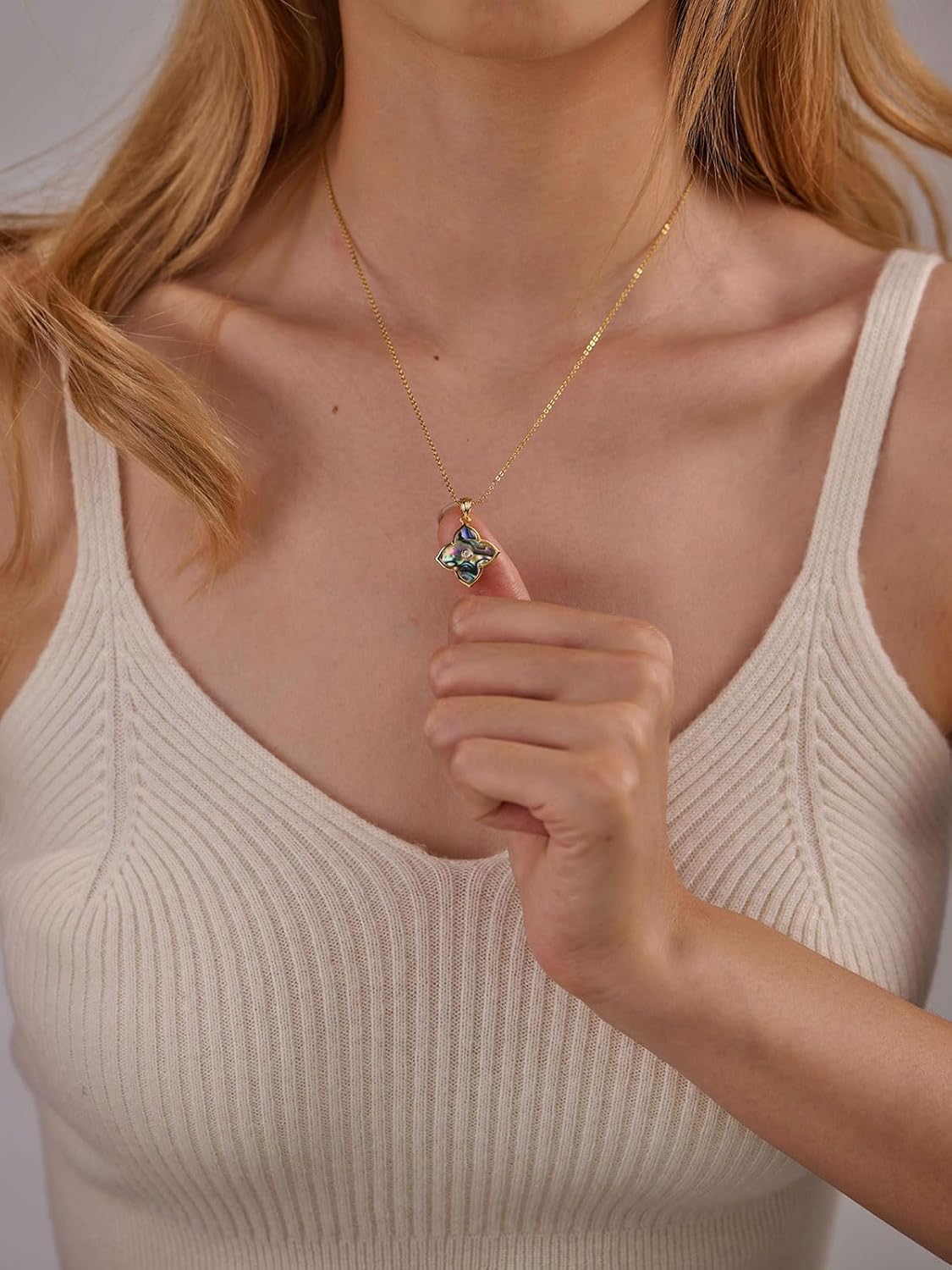 Shinybox Gold Clover Necklace for Women Non Tarnish 14K Gold Filled Necklace Dainty Pendant with Cubic Zirconia Adjustable Chain Choker Lucky Charm Jewelry Gift - Image 7