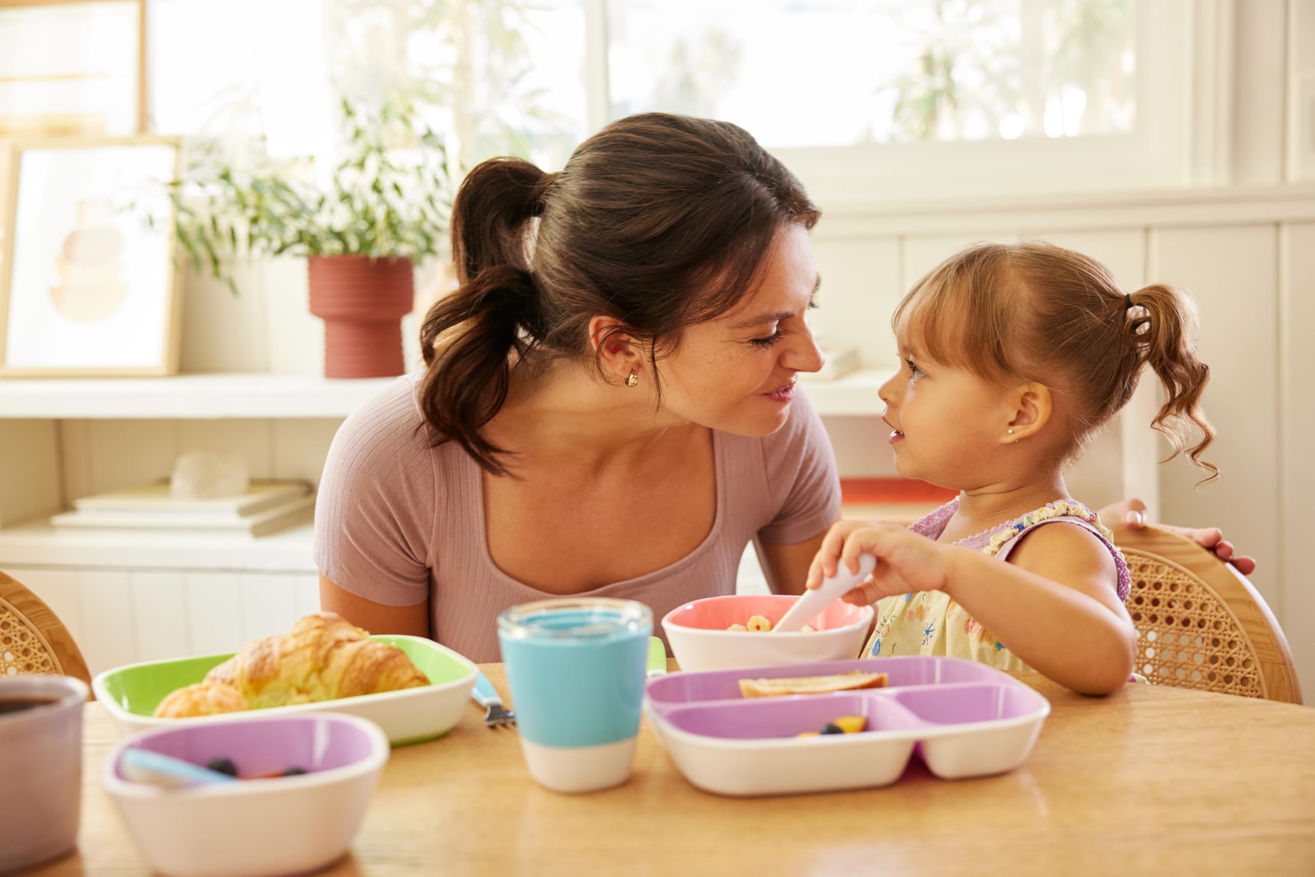 Munchkin Splash - Set Repas Bébé 4 Pièces : 2 Assiettes Compartimentées + 2 Bols Antidérapants - Bleu/Vert - Dès 6 Mois !