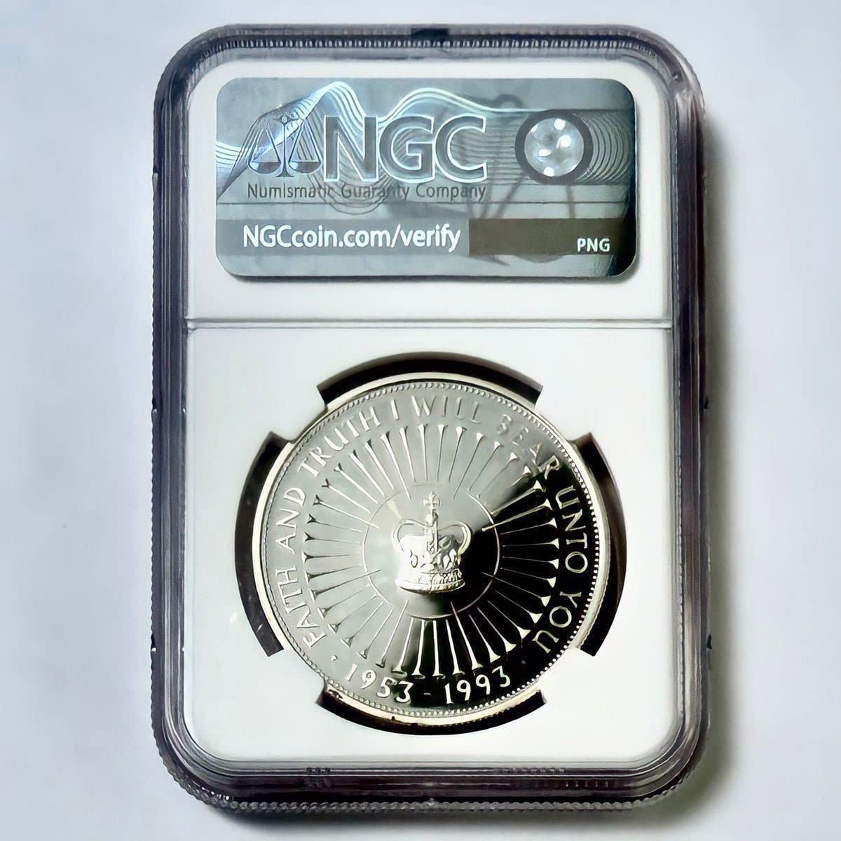 Amazon.co.jp: 最安値1993年 エリザベス2世 女王陛下 位40周年記念 NGC PF70 UC 5ポンド 銀貨 ウルトラカメオ モダン コイン プルーフ アンティーク : おもちゃ