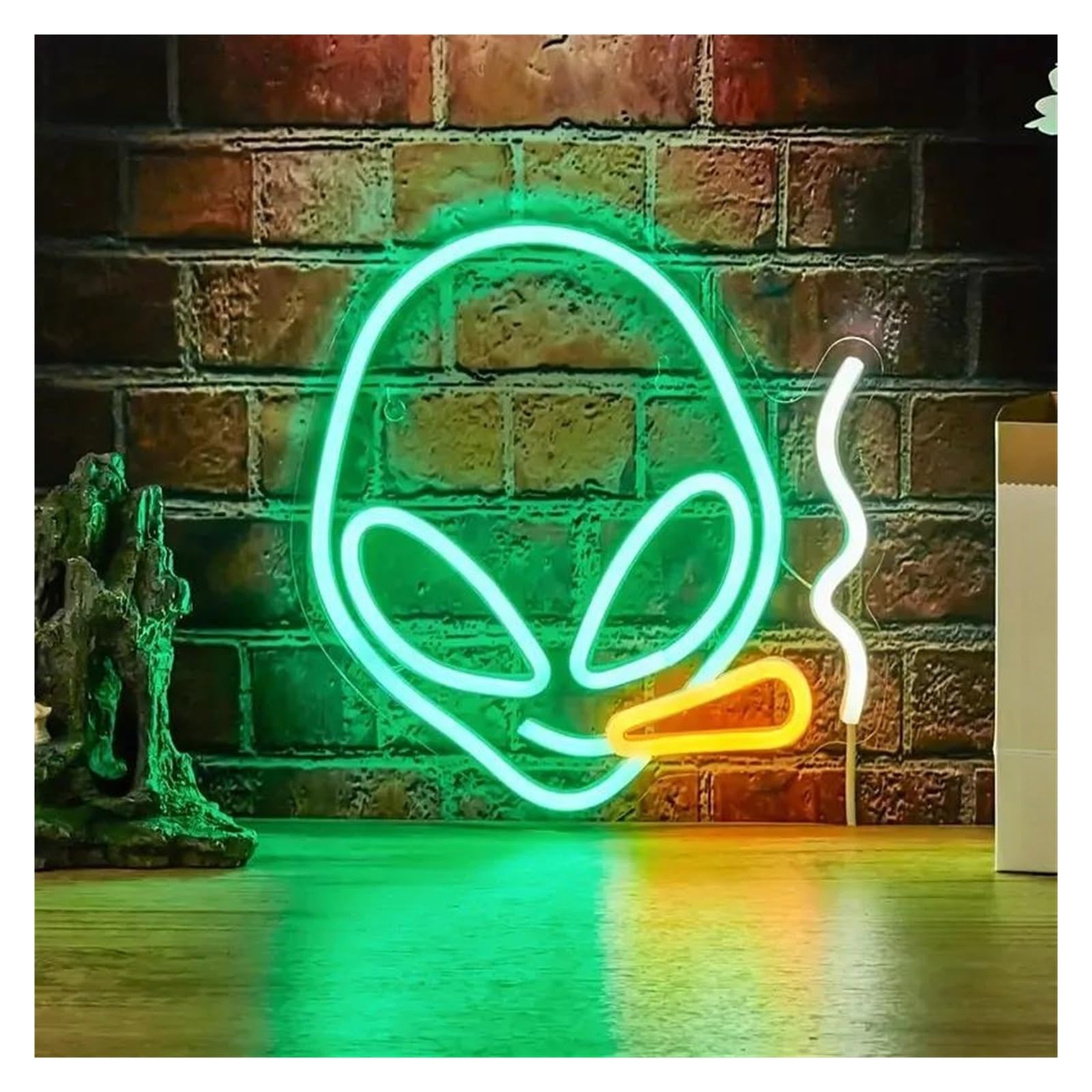 SHOUXI Sign Lamp Alien Neon Light, Neon Light USB Powered, Multipurpose Wall Mounted Light Bedroom Gameroom Decor 28x27cm