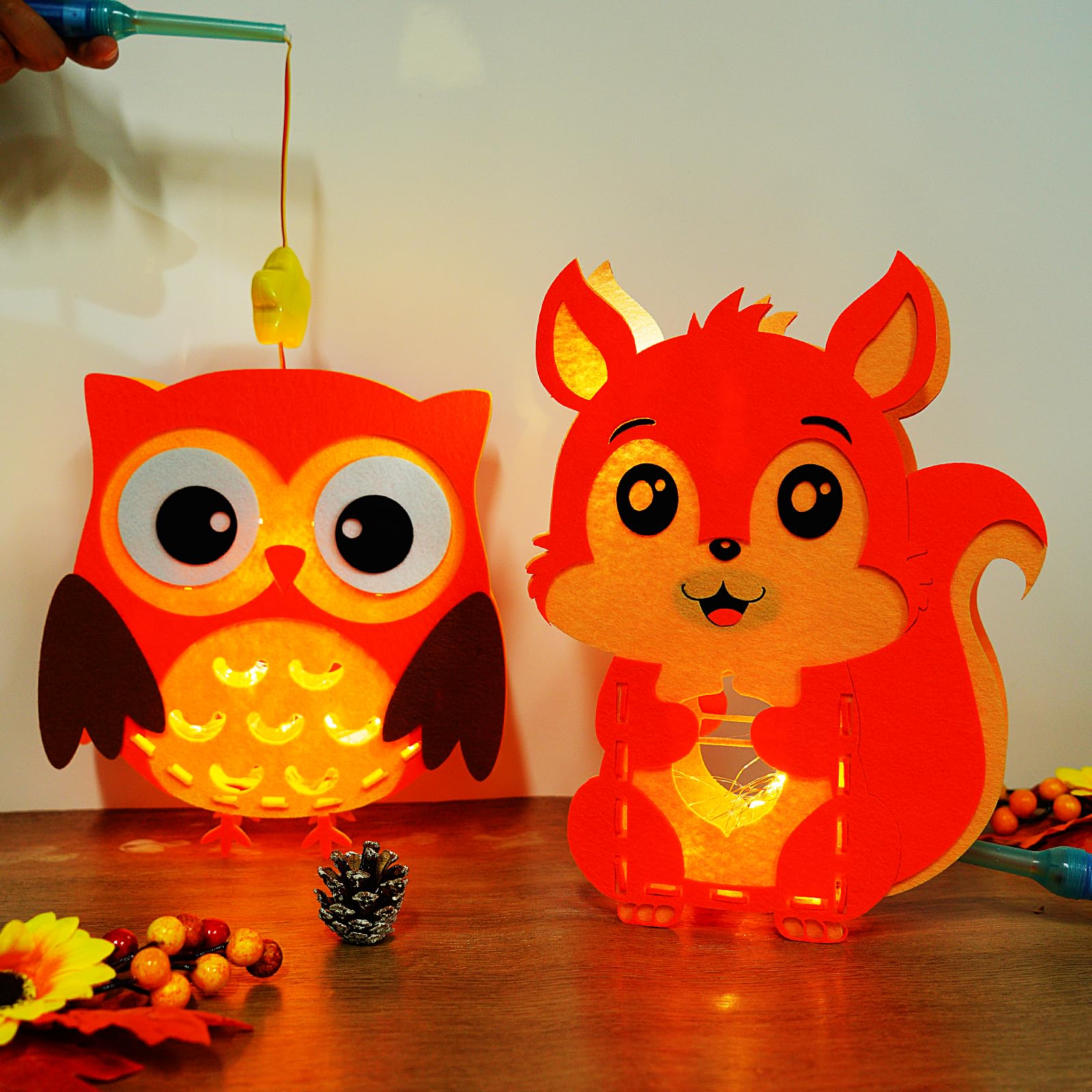 Lanterne Fai Da Te Per Bambini Set Lanterne Fai Da Te Autunno Per Bambini - Con Volpe, Scoiattolo E Procione, LED Inclusi, Attività Creativa Attività Manualità Per Bambini