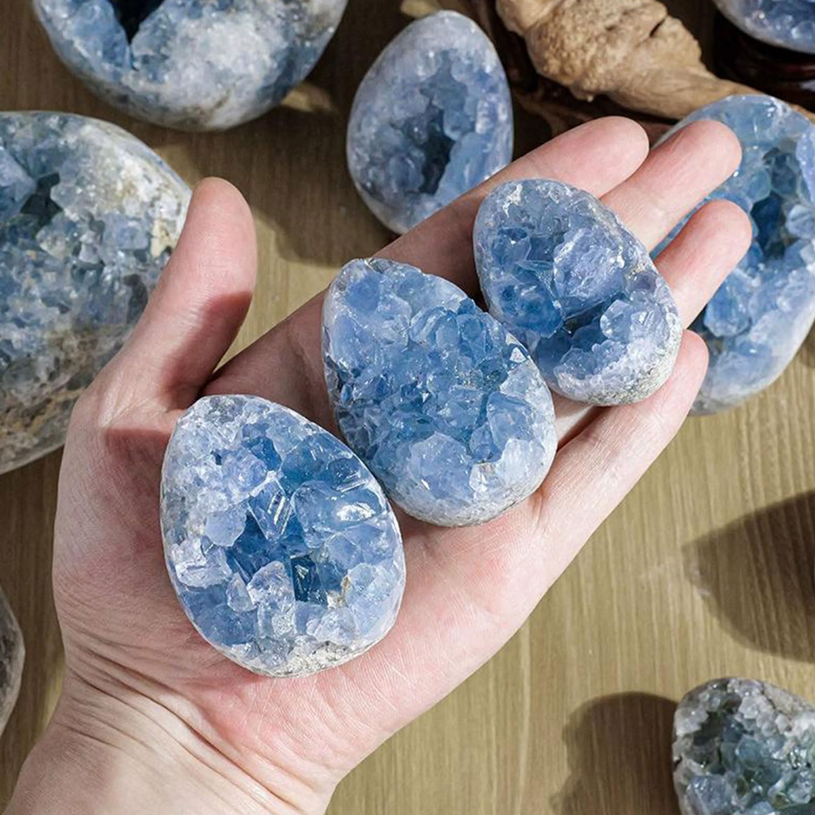 Natürliche Lapislazuli-Kristallcluster, Unregelmäßige Kristallform