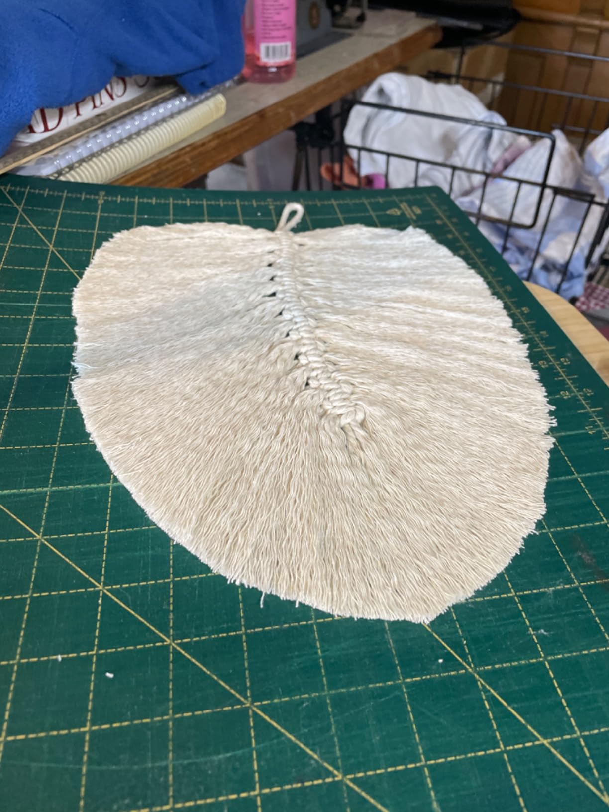 Aleene's 15581 StiffenQuick Fabric Stiffening Spray (8oz)