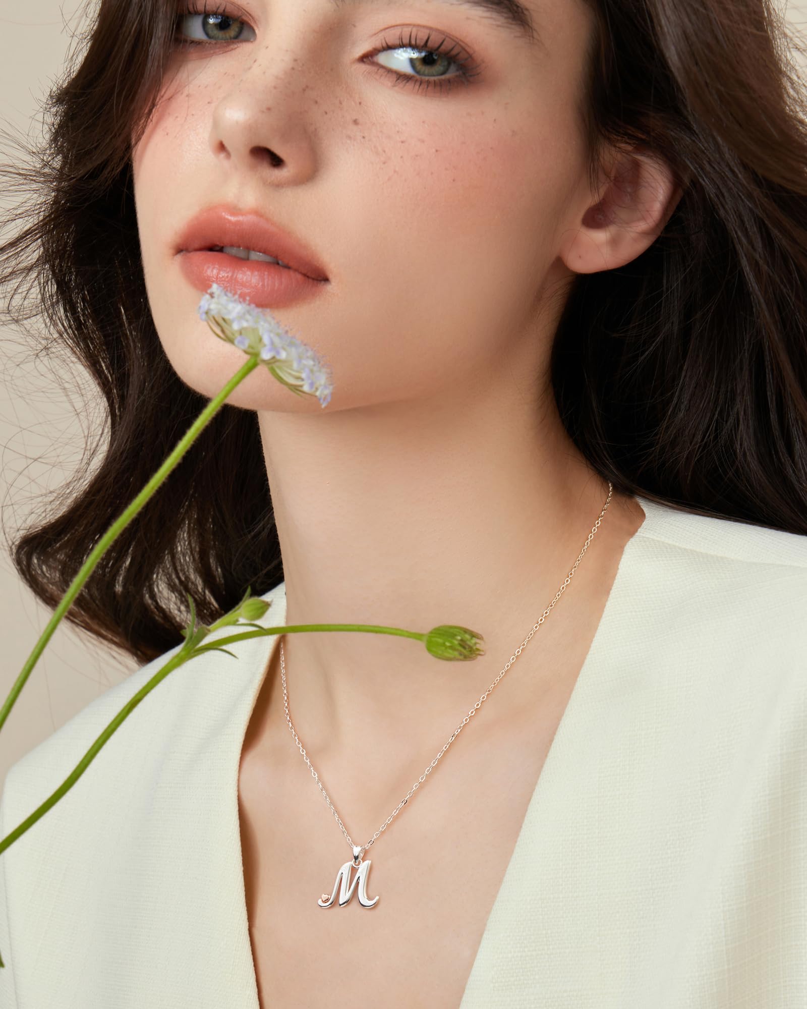 Mesovor Collane in Argento Sterling 925 per Donna, Delicata Collana con Nome Iniziale e Cuore in Oro Rosa, Regali di Gioielli per Fmiglia, Madre, Sorella, Figlia, Moglie