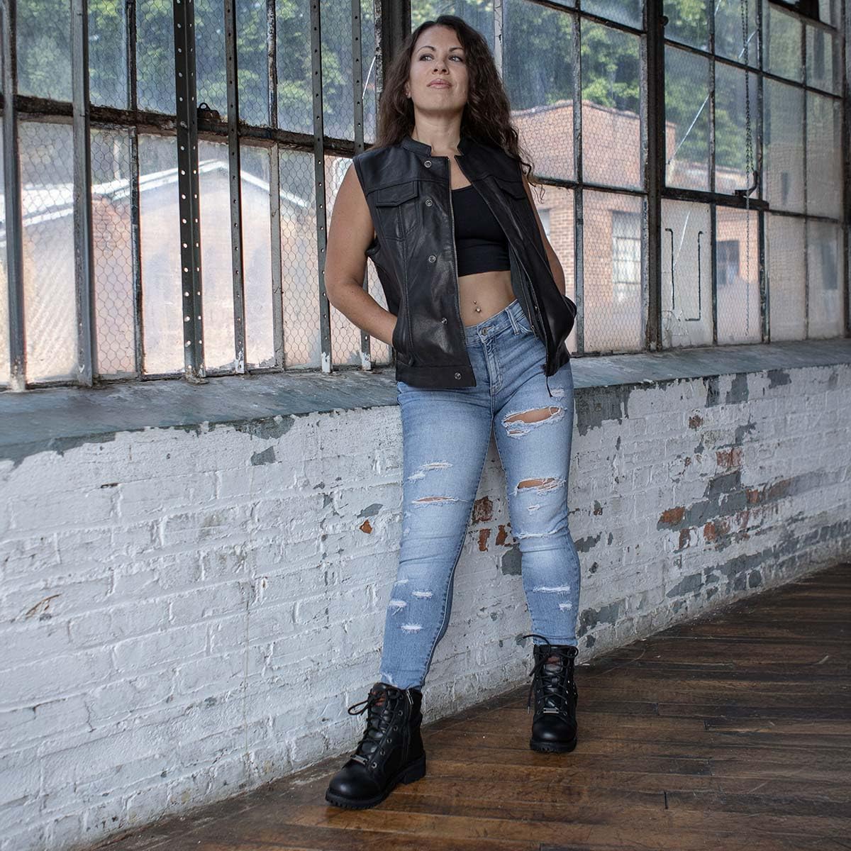 Milwaukee Leather MLL4512 Women’s Lashes Black Leather Club Style Motorcycle Rider Vest w/Concealed Closure - Image 4