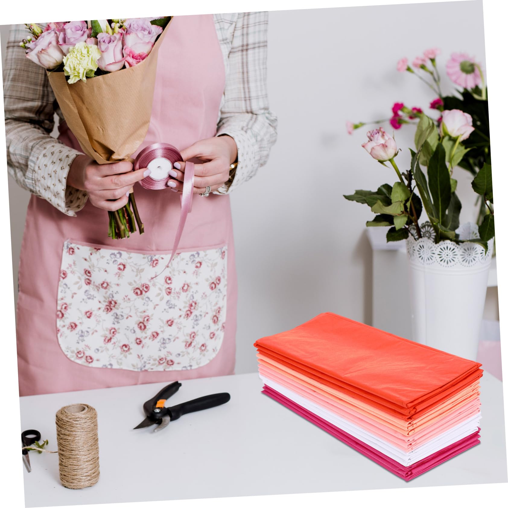 NUOBESTY Carta Velina Colorata 150 Fogli per Imballaggio e Confezioni Regalo Carta da Pacchi Natalizia Facile da Maneggiare per Traslochi e Attività Creative