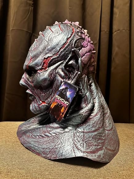 トリックオアトリートスタジオ 悪魔のいけにえ ラバーマスク*タグ付き トリックオアトリートスタジオ 悪魔のいけにえ ラバーマスク*タグ付き