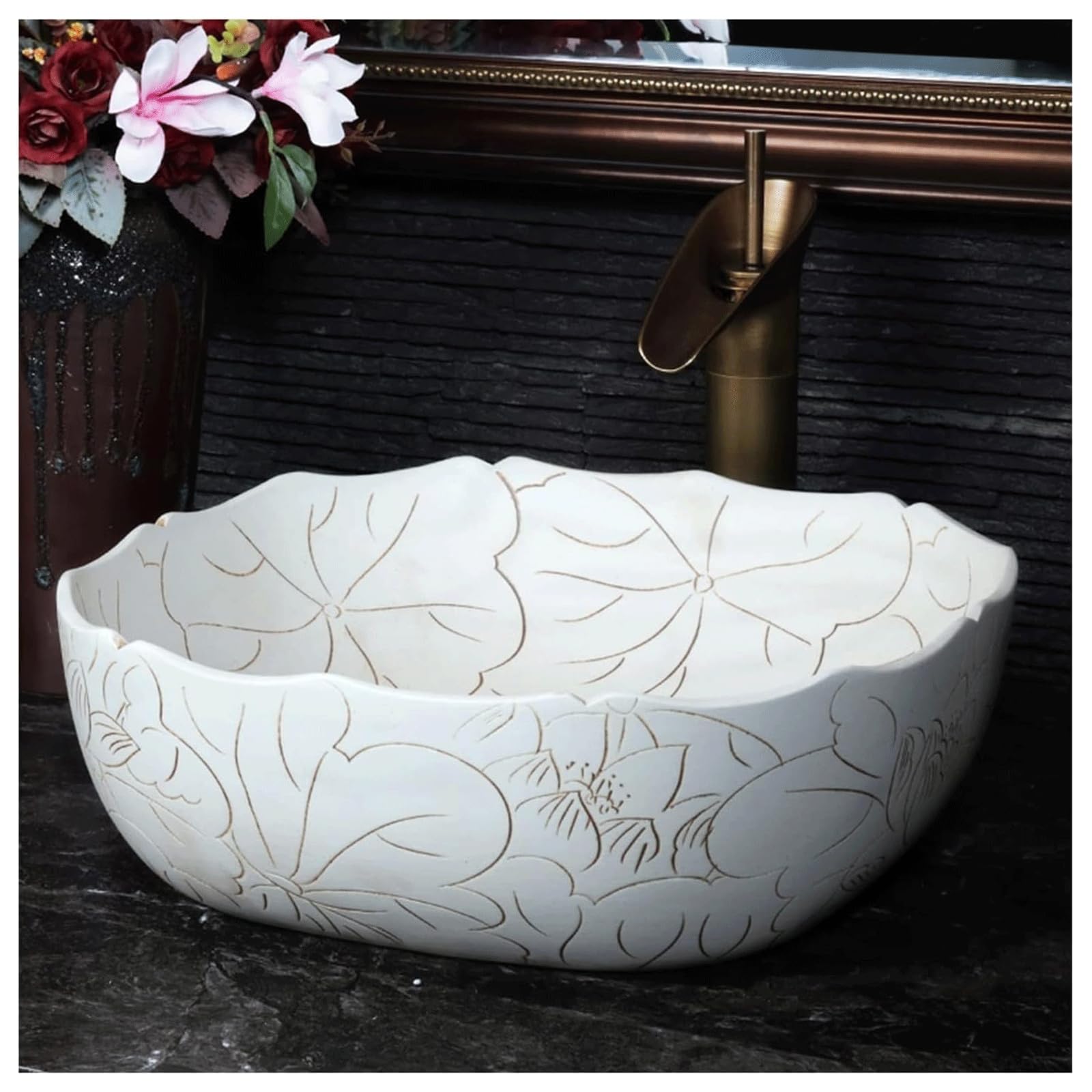 Lavabo de encimera tallado a mano en cerámica blanca de estilo vintage para baño elegante