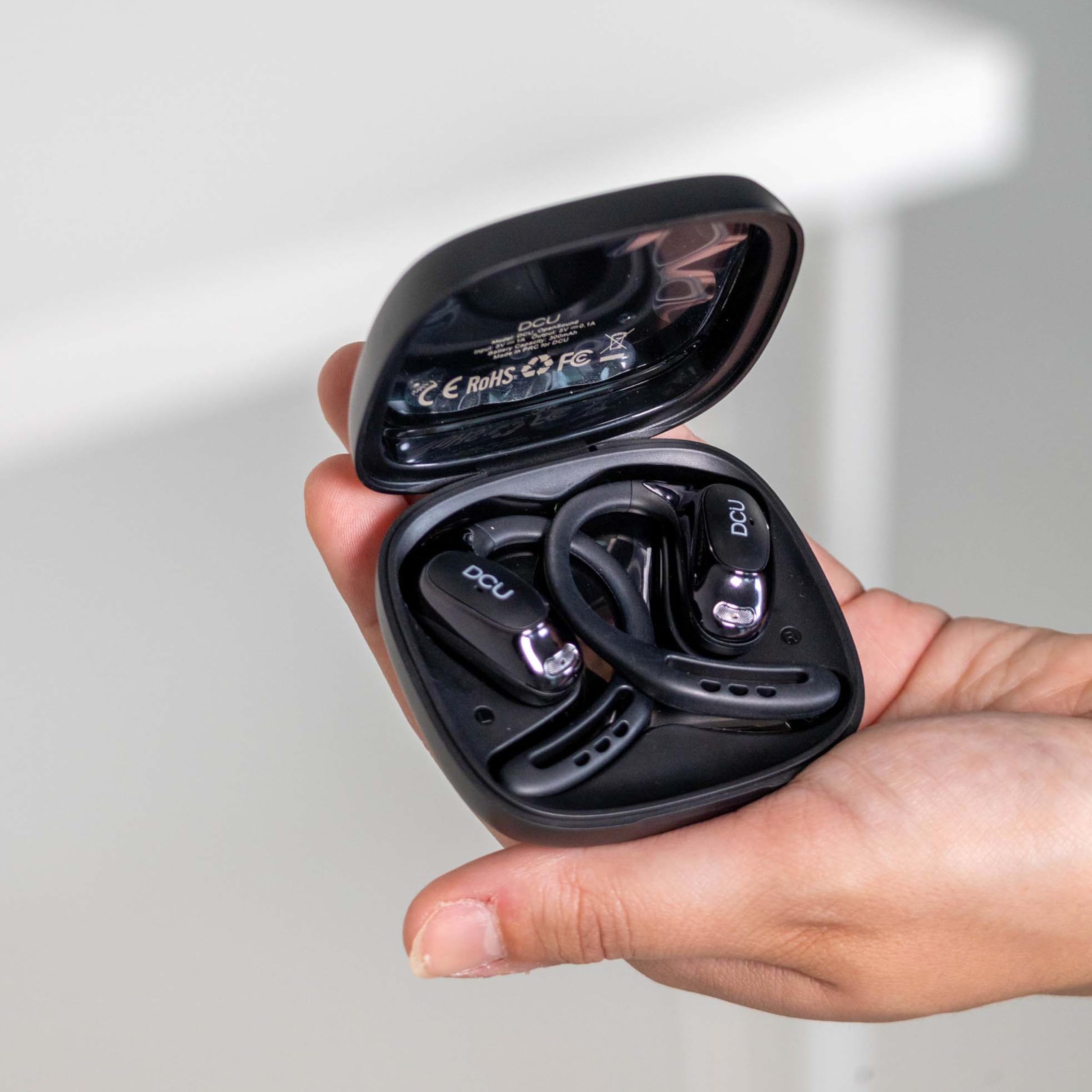 DCU Auriculares Inalámbricos Open-Ear OpenSound, Bluetooth 5.4 con Micro, Carga rápida, Tiempo de reproducción 24 Horas, Control Táctil, Resistencia al Sudor, Baja latencia, Negro