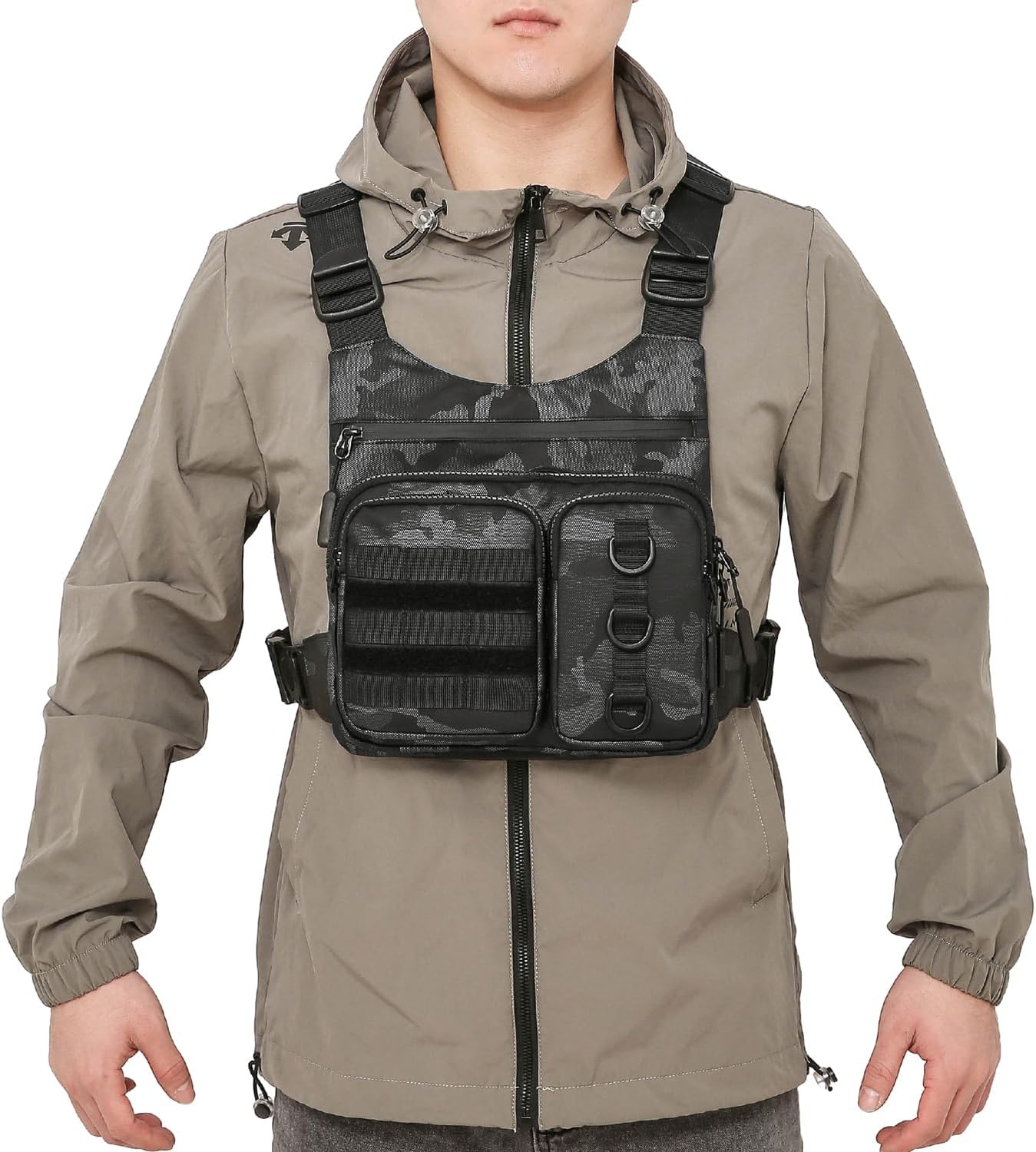 Criuage Outdoor Chest Bag for Men, Lightweight Adjustable Running Vest, Water Resistant EDC Chest Pack with Water Bottle Pocket, Breathable Back Pad for Hiking Cycling Fishing Travel (Camo)