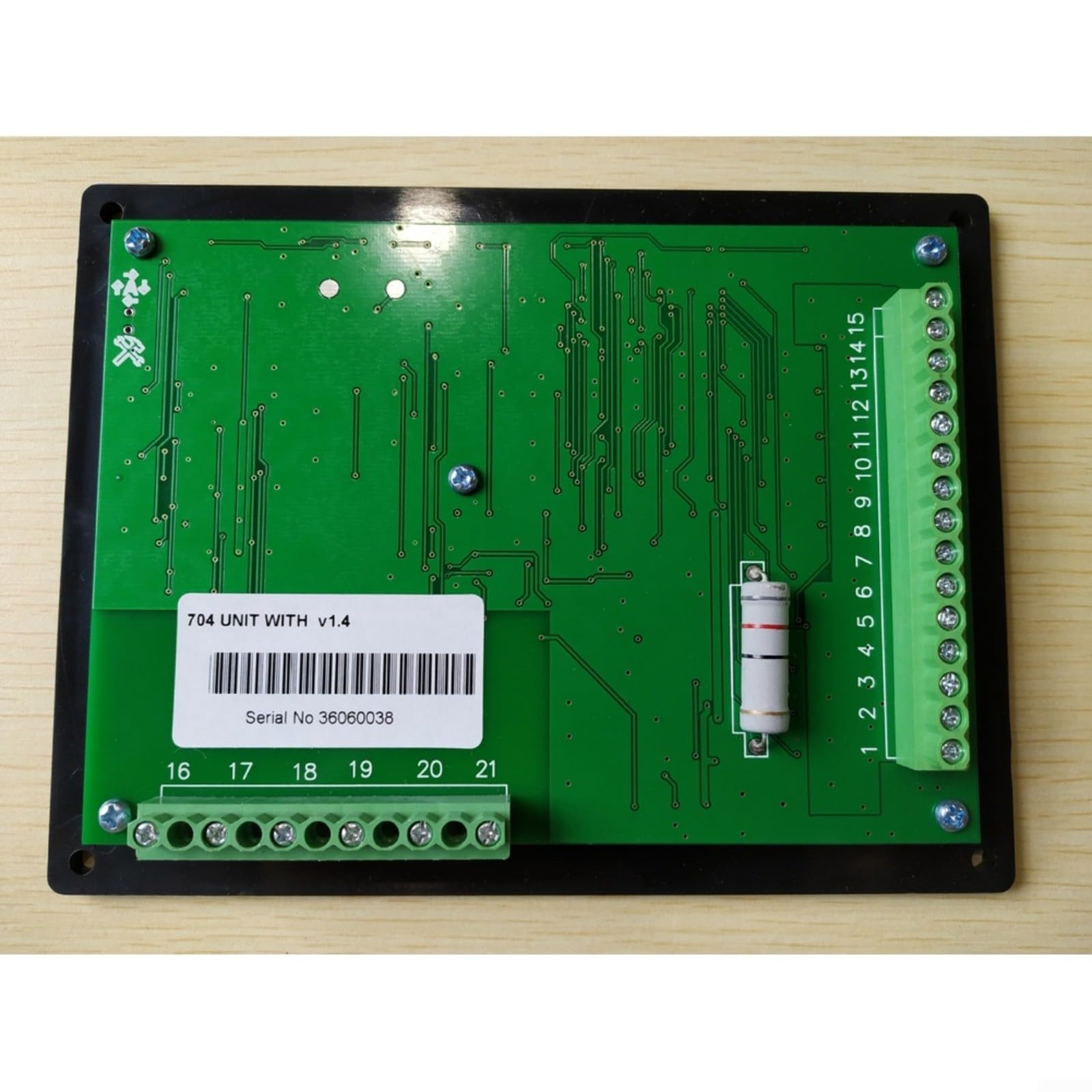 Pannello di controllo manuale del generatore DSE704 con display LCD