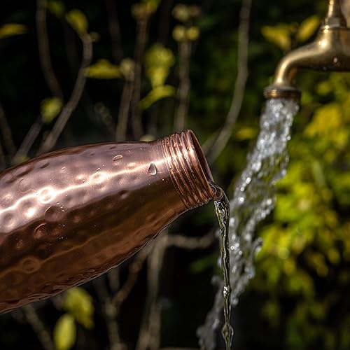 Miniatura 5 de Kosdeg Botella de agua de cobre  24 onzas  Un recipiente ayurvédico de cobre puro martillado para beber  Bebe más agua, reduce tu ingesta de azúcar
