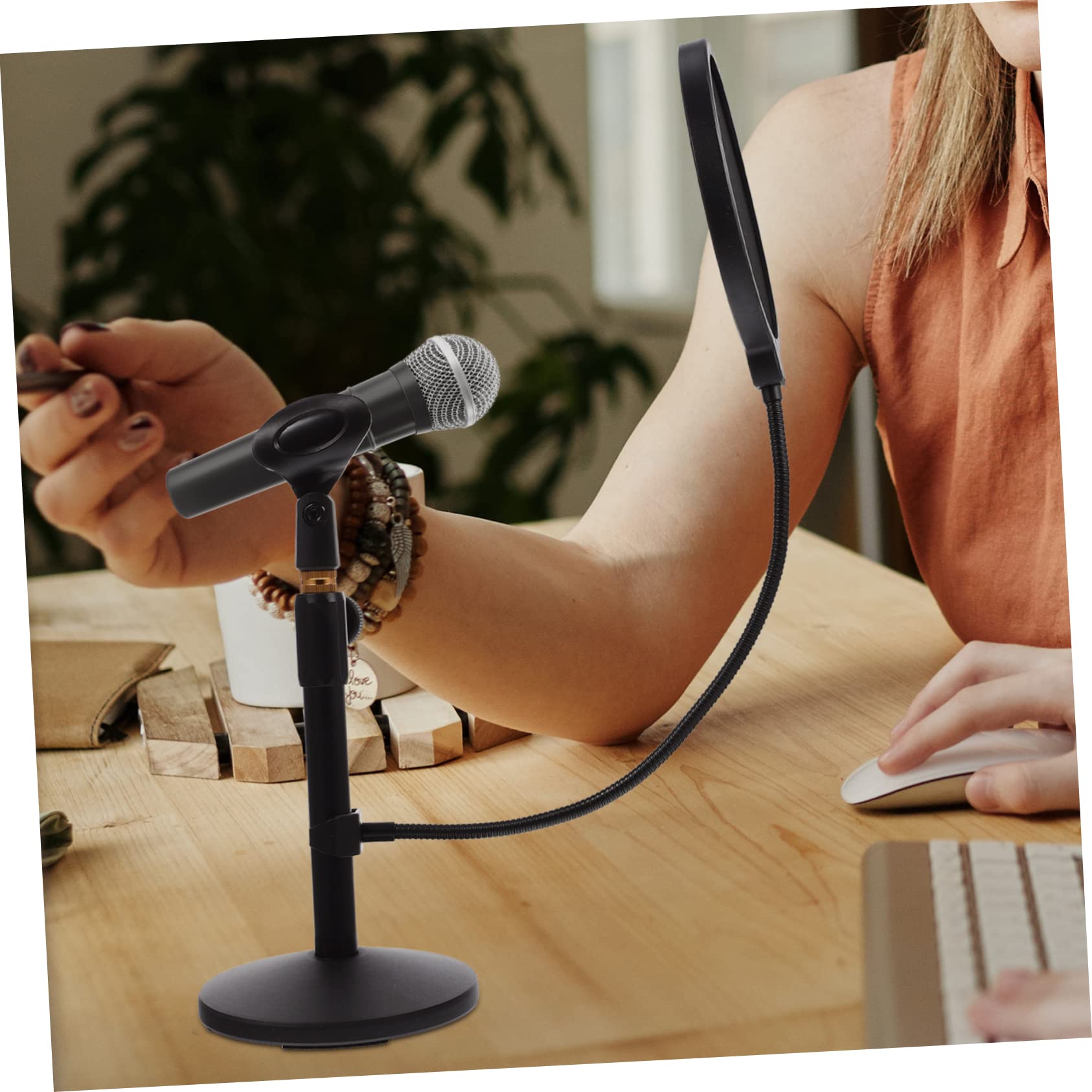 Levemolo Soporte De Micrófono De Escritorio Ajustable Extensible 290-395mm Con Base Metálica Negra, Clip Para Micrófono y Filtro Antipop Para Streaming y Grabación Profesional