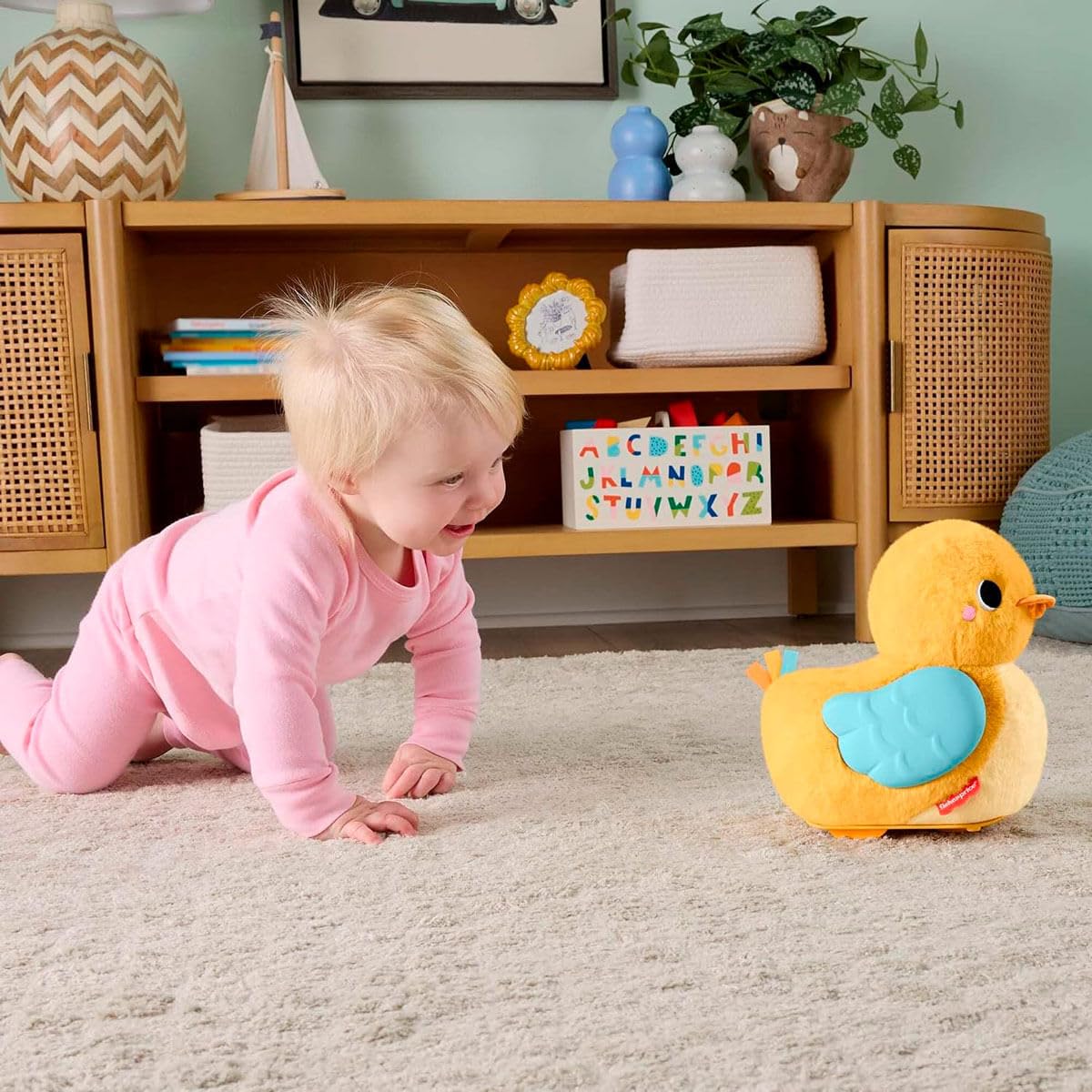 Fisher-Price Canard Câlin 4 en 1, Jouet d’éveil Musical pour Le Jeu à Plat Ventre et à Quatre Pattes, pour bébé dès la Naissance, JMX99