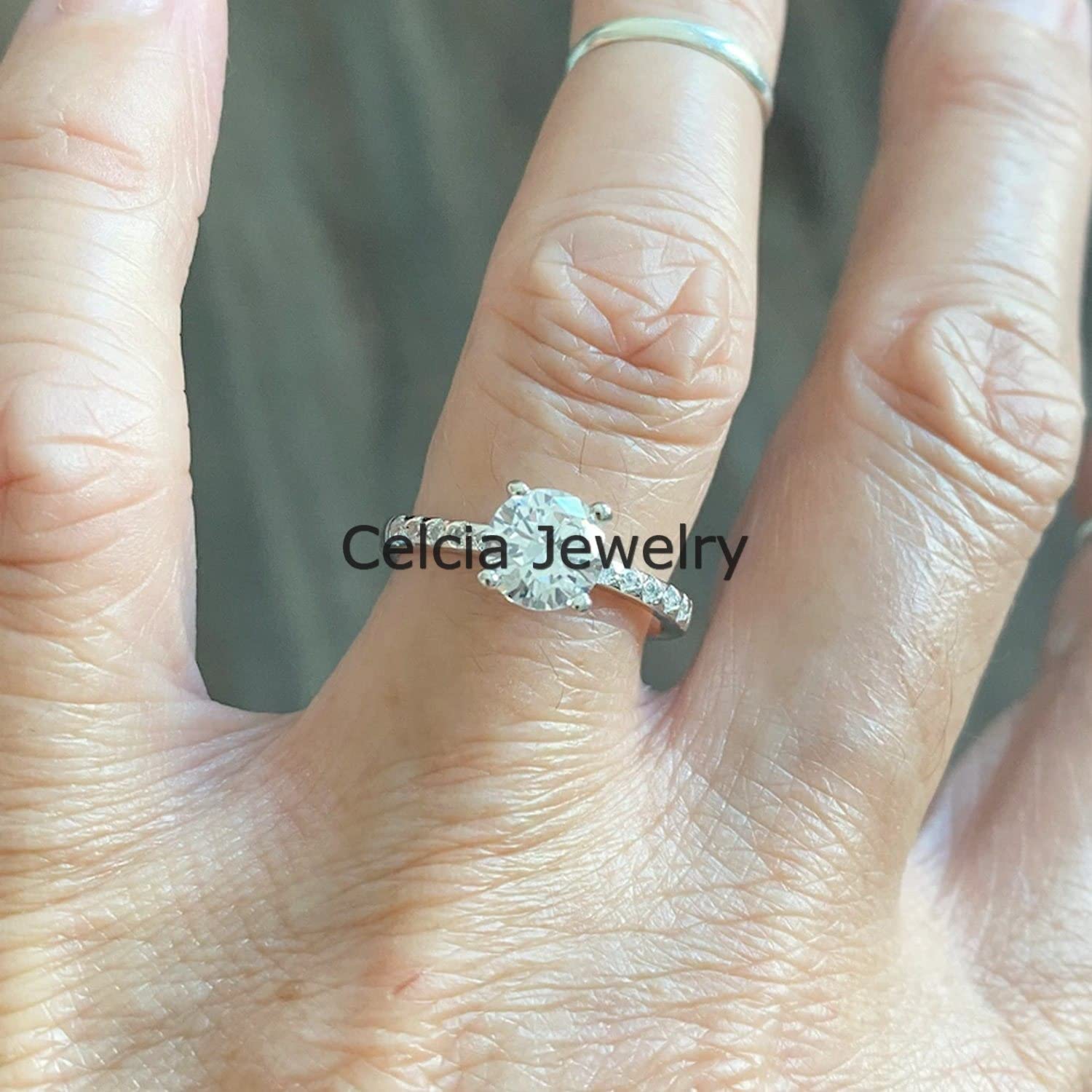 Anillo redondo CZ blanco natural, regalos de boda, anillo de regalos de compromiso, anillo de declaración, anillo solitario, anillo minimalista, anillo del día de la madre