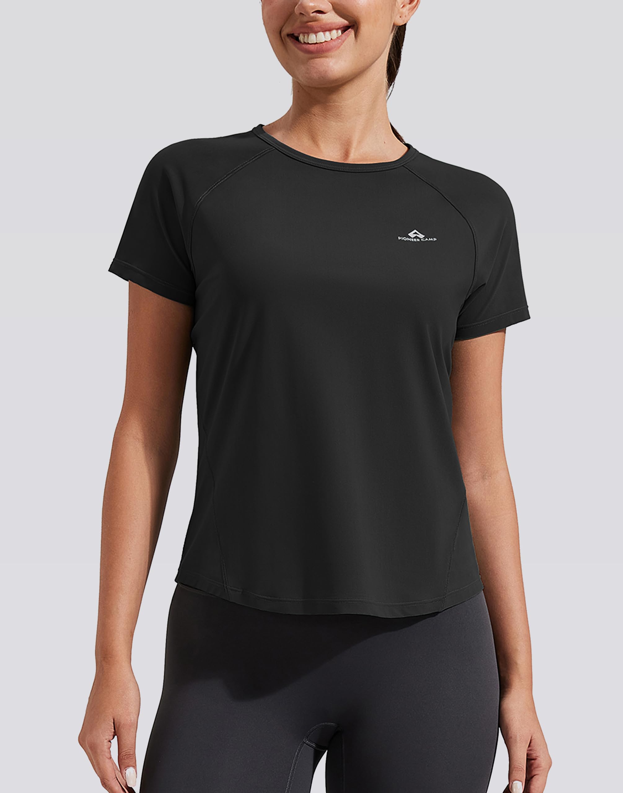 Pioneer Camp Top da allenamento da donna a maniche corte camicie atletiche traspiranti ad asciugatura rapida maglia posteriore yoga tees per corsa palestra