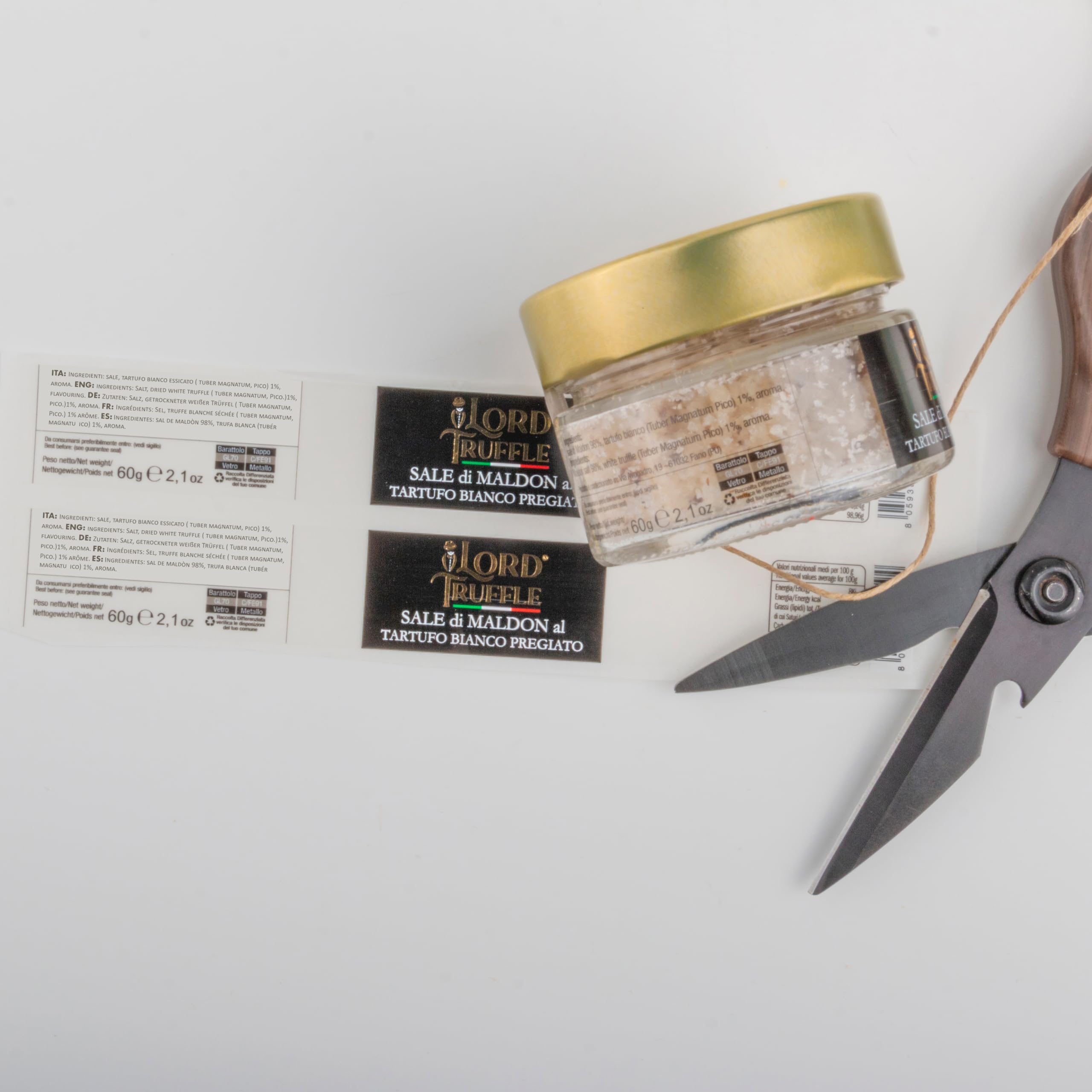 Lord Truffle | Set Regalo Lusso: 1 Olio EVO Italiano al Tartufo Bianco Pregiato 100ml e 60 g di Fiocchi di Sale Maldon con Tartufo Bianco Italiano Pregiato, Qualità 100% Italiana