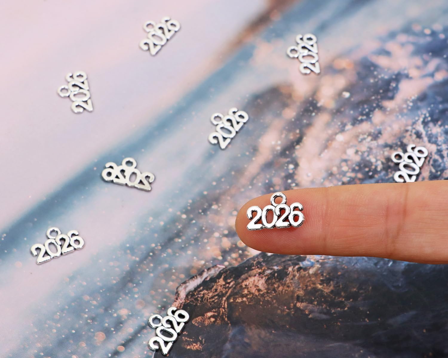 Tupalizy 100PCS Mini 2026 Year Charms Graduation Decor 2026 Tassel Charm Pendant for Grad Cap Tassels Keychains DIY Crafts Bracelets Necklaces Jewelry Making Wedding Party Supplies,14x9mm - Image 5