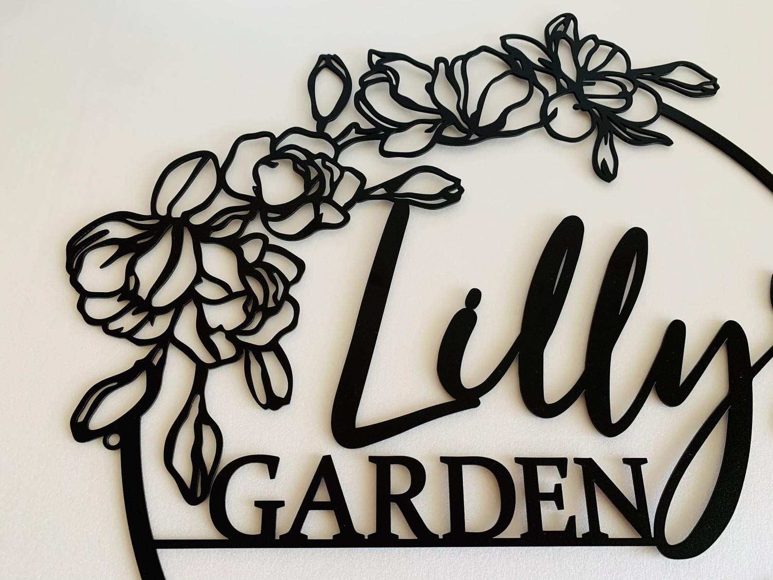 Personnalisé Jardin signe en métal pour un mur, Jardin de maman, Cadeau d'anniversaire Extérieur Plaque de porte Décoration florale Art mural Fête des mères Cadeau pour le jardinier (Design 1)