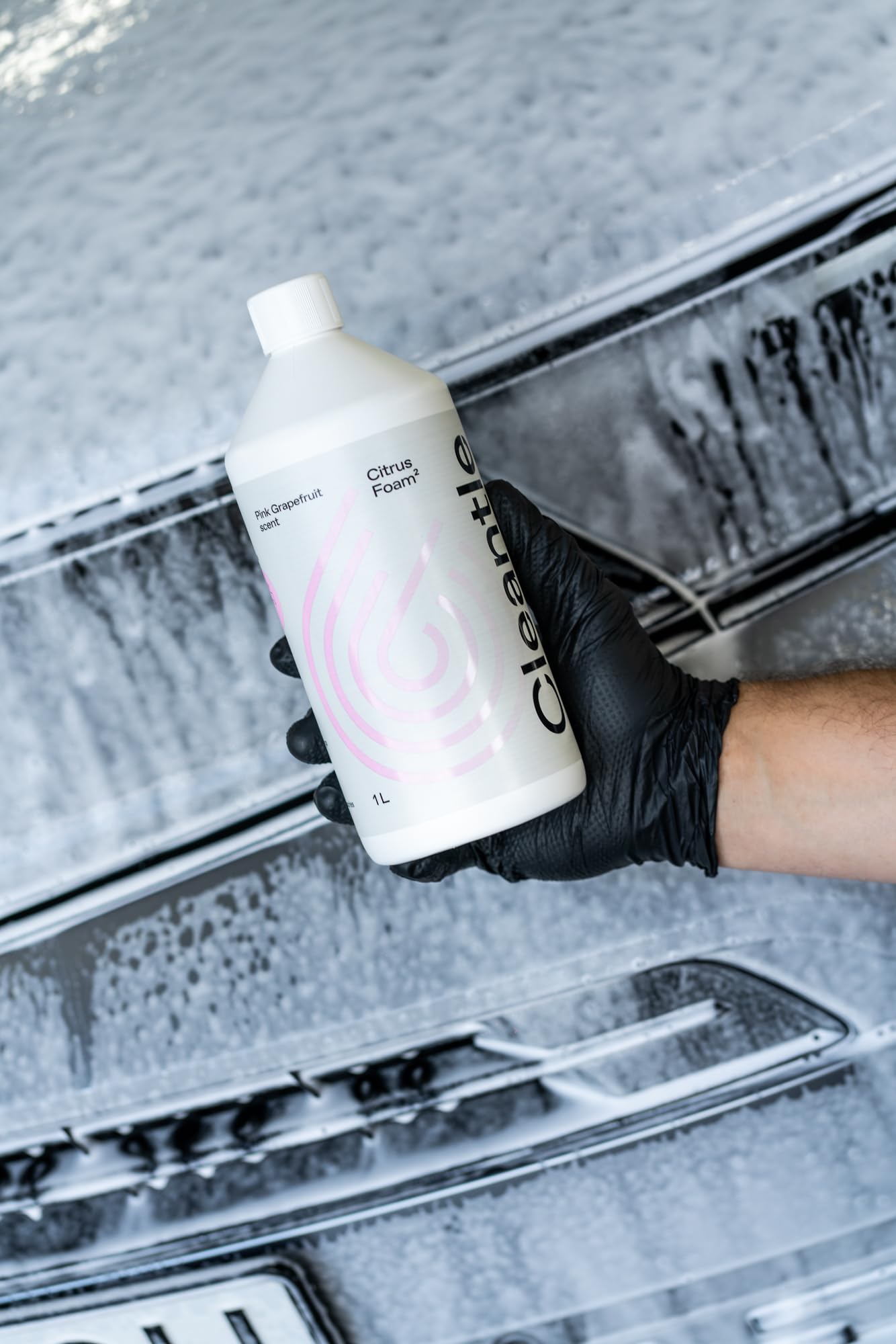 Citrus Foam 25l Aktivschaum Konzentrat pH neutraler Vorreiniger für die Autowäsche Sicher für Wachse & Keramikbeschichtungen Hohe Reinigungskraft & Ergiebigkeit Pink Grapefruit Duft