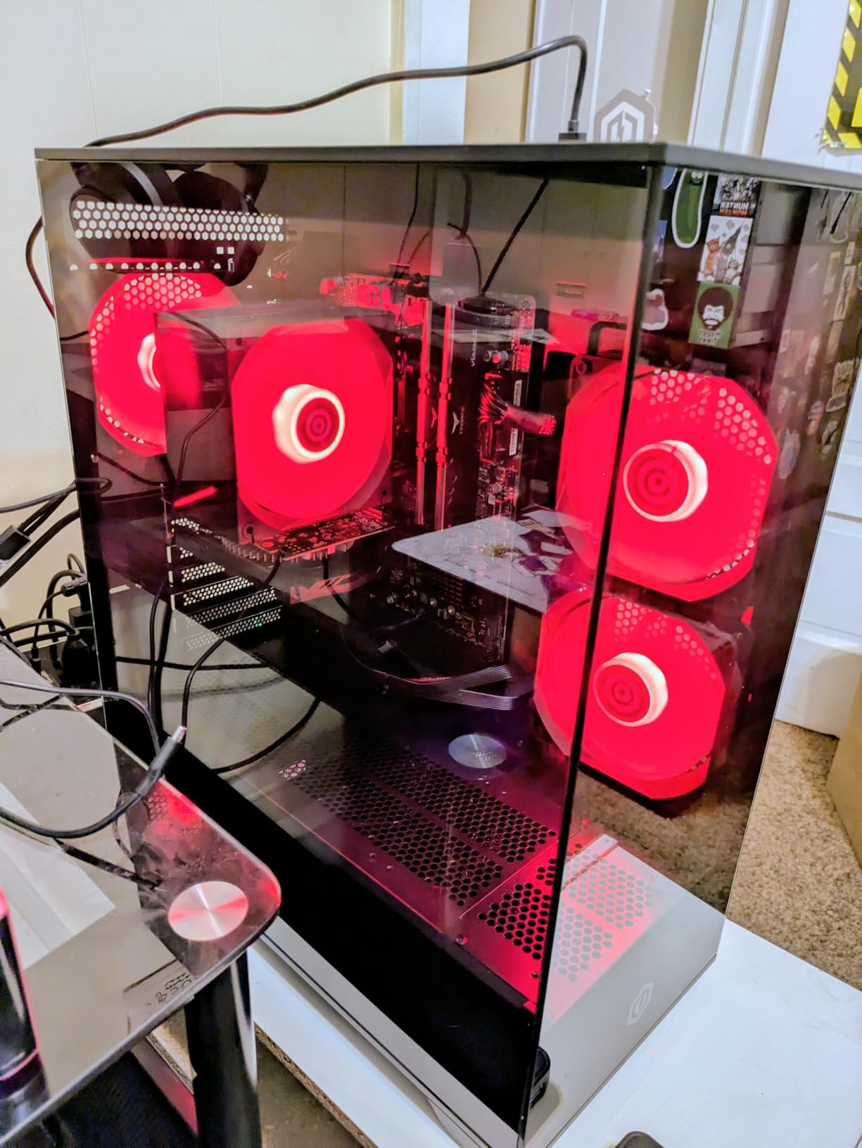 CyberPowerPC Gamer Master Gaming PC, AMD Ryzen 5 5500 3.6GHz, Radeon RX 6400 4GB, 16GB DDR4, 500GB PCIe Gen4 SSD, WiFi Ready & Windows 11 Home (GMA3100A)