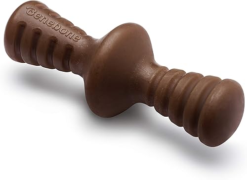 Benebone Zaggler - Juguete masticable para perros con ruedas para masticadores agresivos, maní real, fabricado en Estados Unidos, mediano