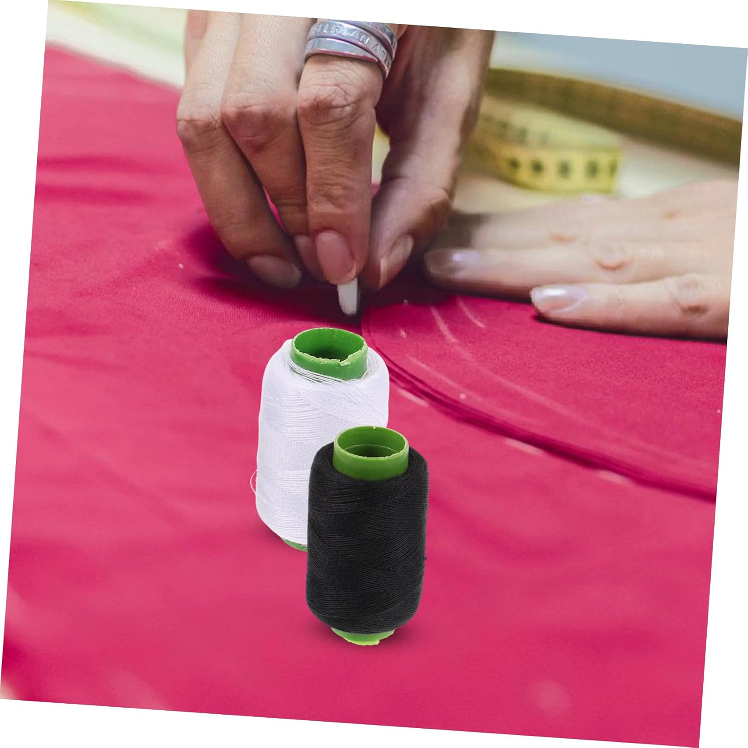 jojofuny 1set Convenient Darning Needles for Hand Sewing Multi-Function Tapestry Needles Avocado Thimble and Black White Yarn