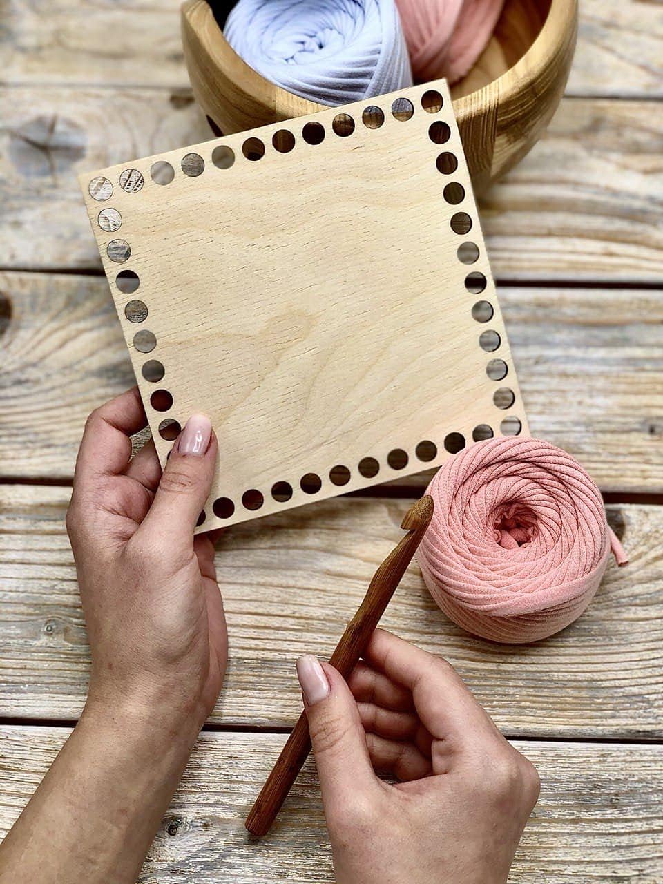 Wooden Bottom for Crochet Baskets, Square 7.8 in / 20 cm, Crochet Basket Wood Base to Crochet with T-Shirt Yarn, Weaving Supplies and Home Decor Craft