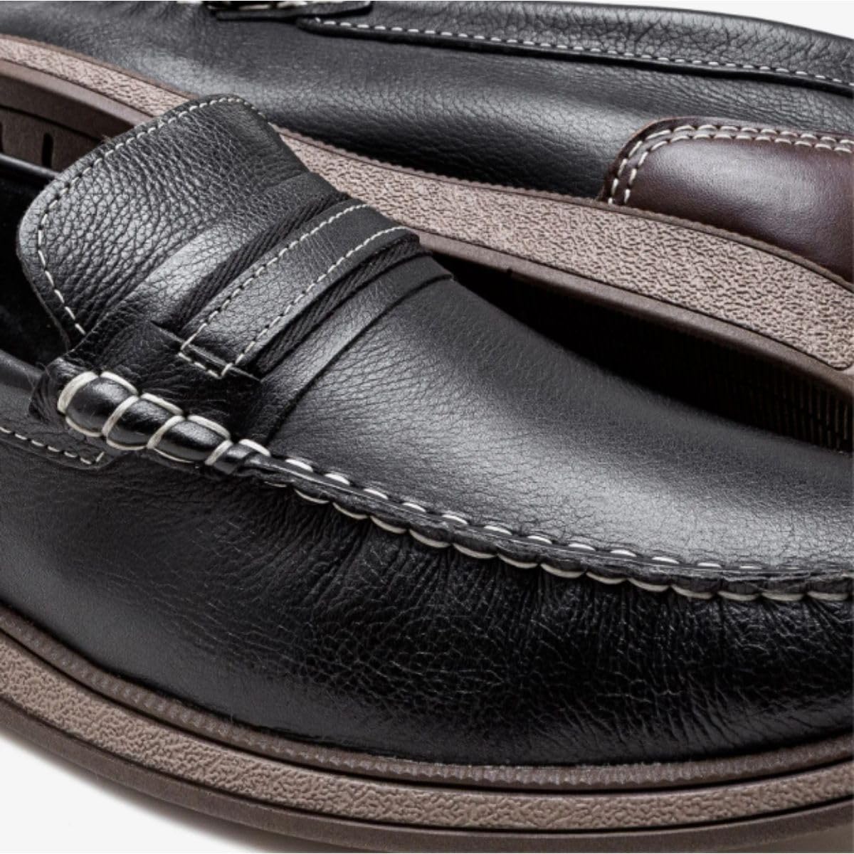 Sapato Democrata Mocassim Nash Calce Fácil em promoção! Veja a oferta e mais achadinhos de Sapatos 4 Hoje é o melhor dia para comprar Sapato Democrata Mocassim Nash Calce Fácil com aquele preço maroto! Promoção! Aproveite a oferta! 4