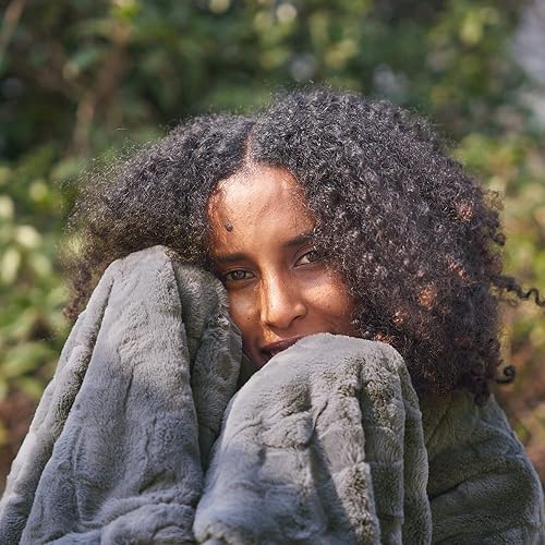 Miniatura 7 de Krifey Manta de lujo súper suave y esponjosa, cálida y cómoda, de piel sintética, color gris, 50 x 60 pulgadas