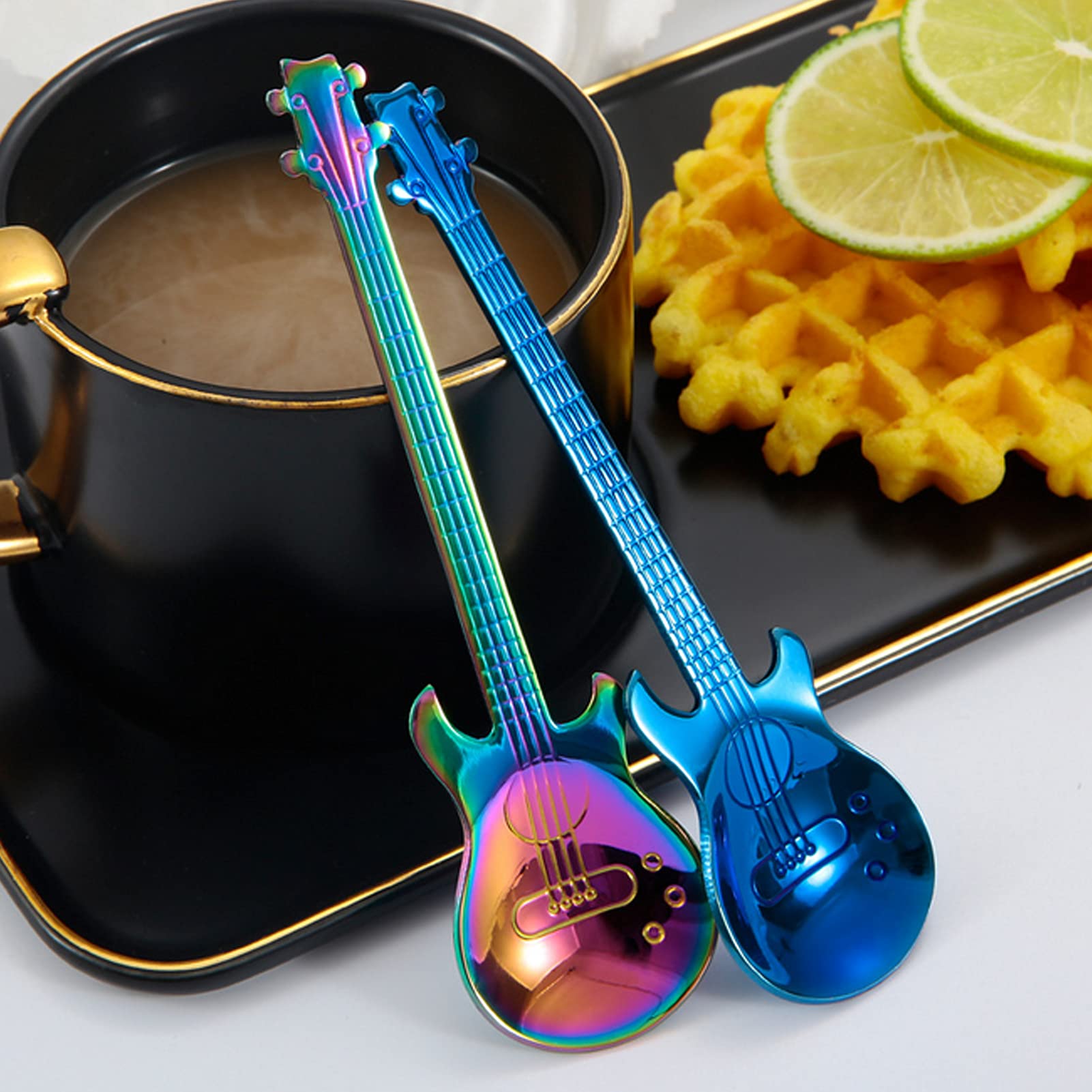 Set Di 7 Cucchiaini Da Caff&egrave; A Forma Di Chitarra - Acciaio Inox Colorato, Per Dessert E Bevande