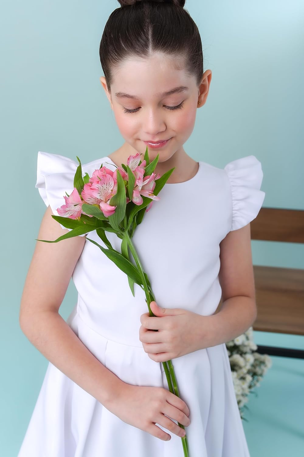 Vestido infantil com mangas babados e saia de pregas, perfeito para festas, formaturas e ocasiões especiais em promoção! Veja a oferta e mais achadinhos de Meninas 8 Hoje é o melhor dia para comprar Vestido infantil com mangas babados e saia de pregas, perfeito para festas, formaturas e ocasiões especiais com aquele preço maroto! Promoção! Aproveite a oferta! 8