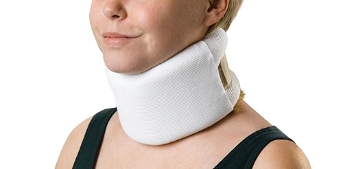 Medline Cuello cervical de espuma suave, estilo serpentina, universal de 3.5 pulgadas de alto x 22 pulgadas de largo, diseño contorneado, lavable,
