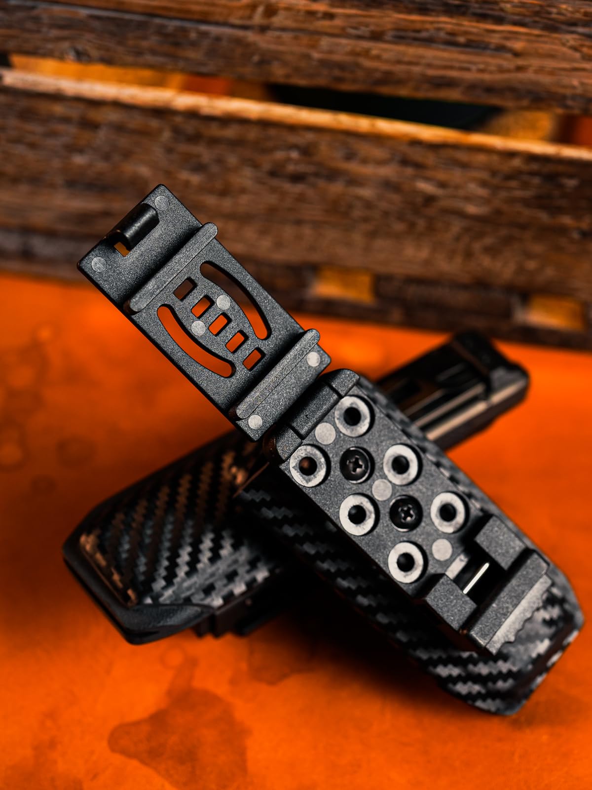 Tactical Geek TX5 Funda para linterna para Nitecore EDC27 con clip de cinturón trasero para acceso rápido y portátil, porta linterna, linterna no incluida, negro