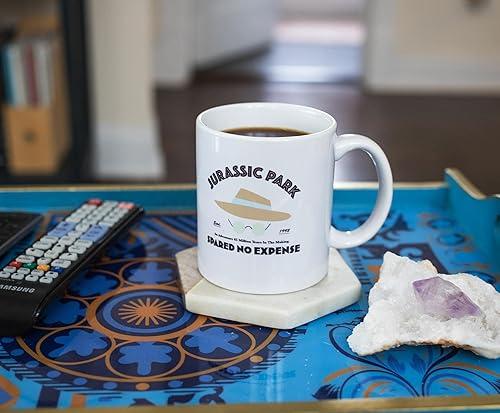 Miniatura 6 de Jurassic Park - Taza de café de cerámica con texto en inglés "Sahored No Expense", coleccionable de la película oficial de Steven Spielberg, taza de