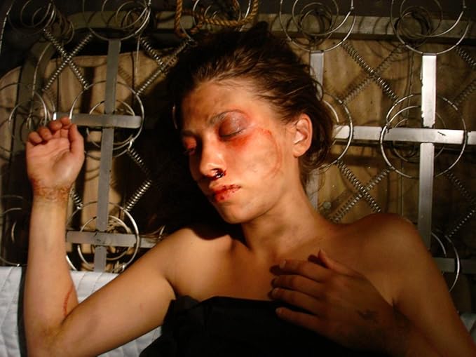 Amazon 隣の家の少女 Dvd 映画