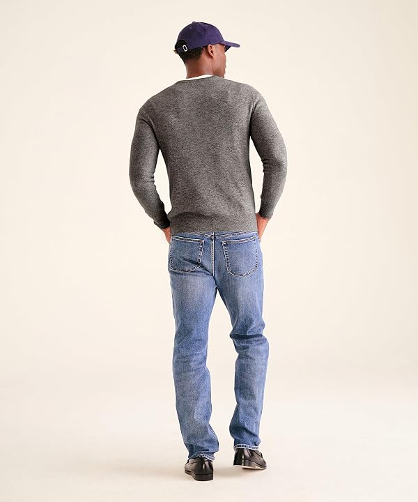 NAADAM Men's Original 100% Pure Cashmere V-Neck Pullover Sweater by NAADAM - Image 3